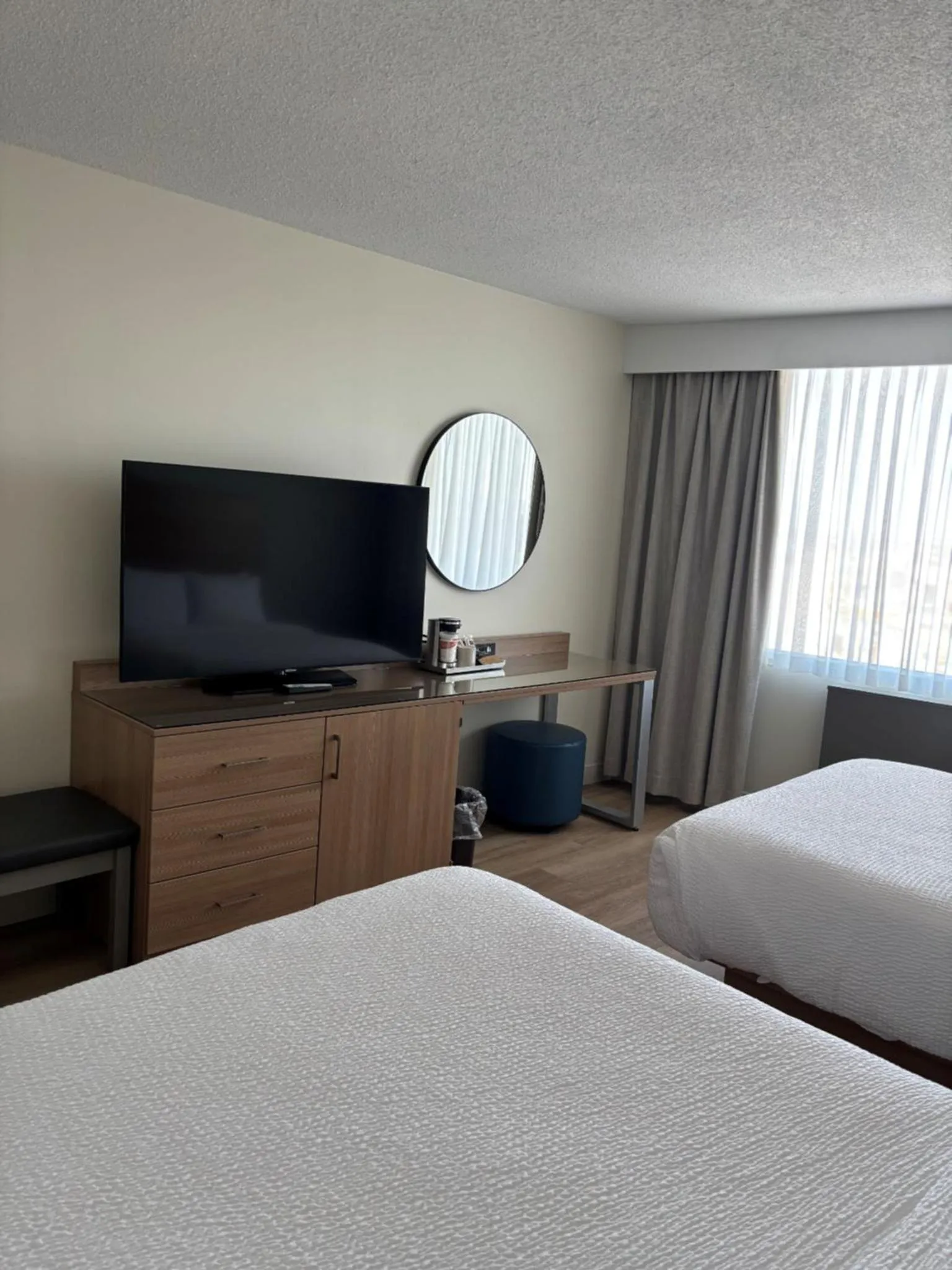 Bedroom, Bed in Radisson Hotel Winnipeg Downtown