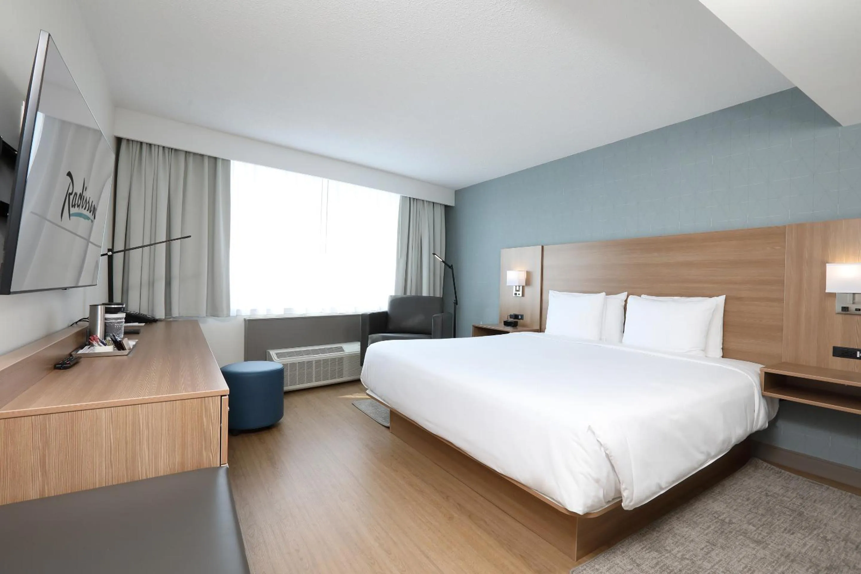 Bed in Radisson Hotel Winnipeg Downtown