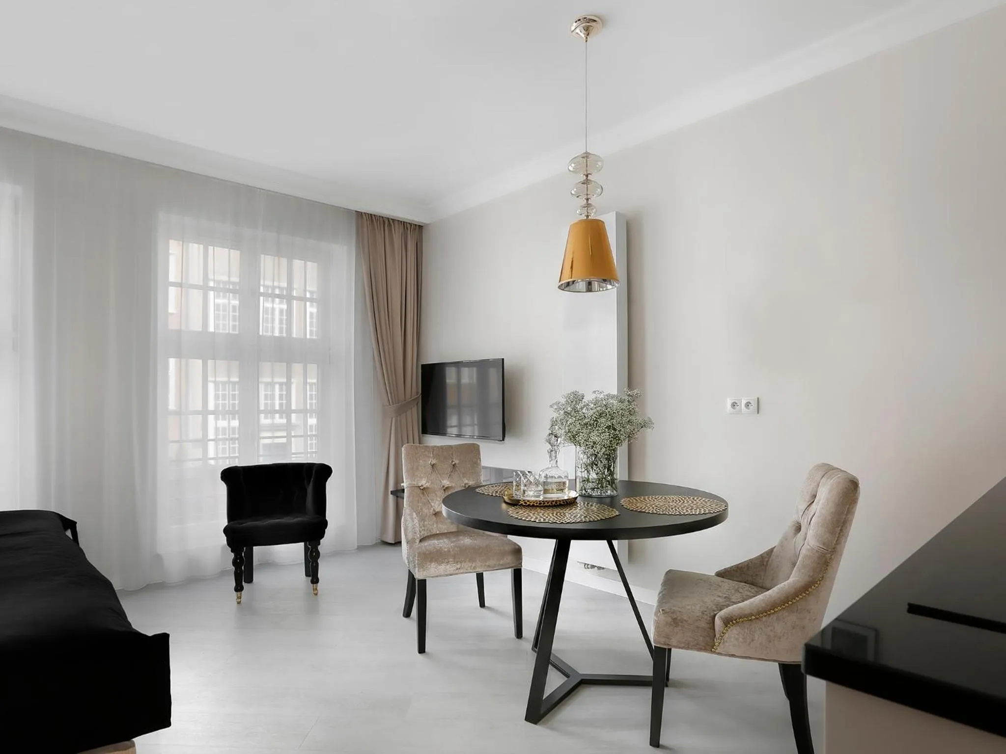 Kitchen or kitchenette in Lavoo Boutique Apartments