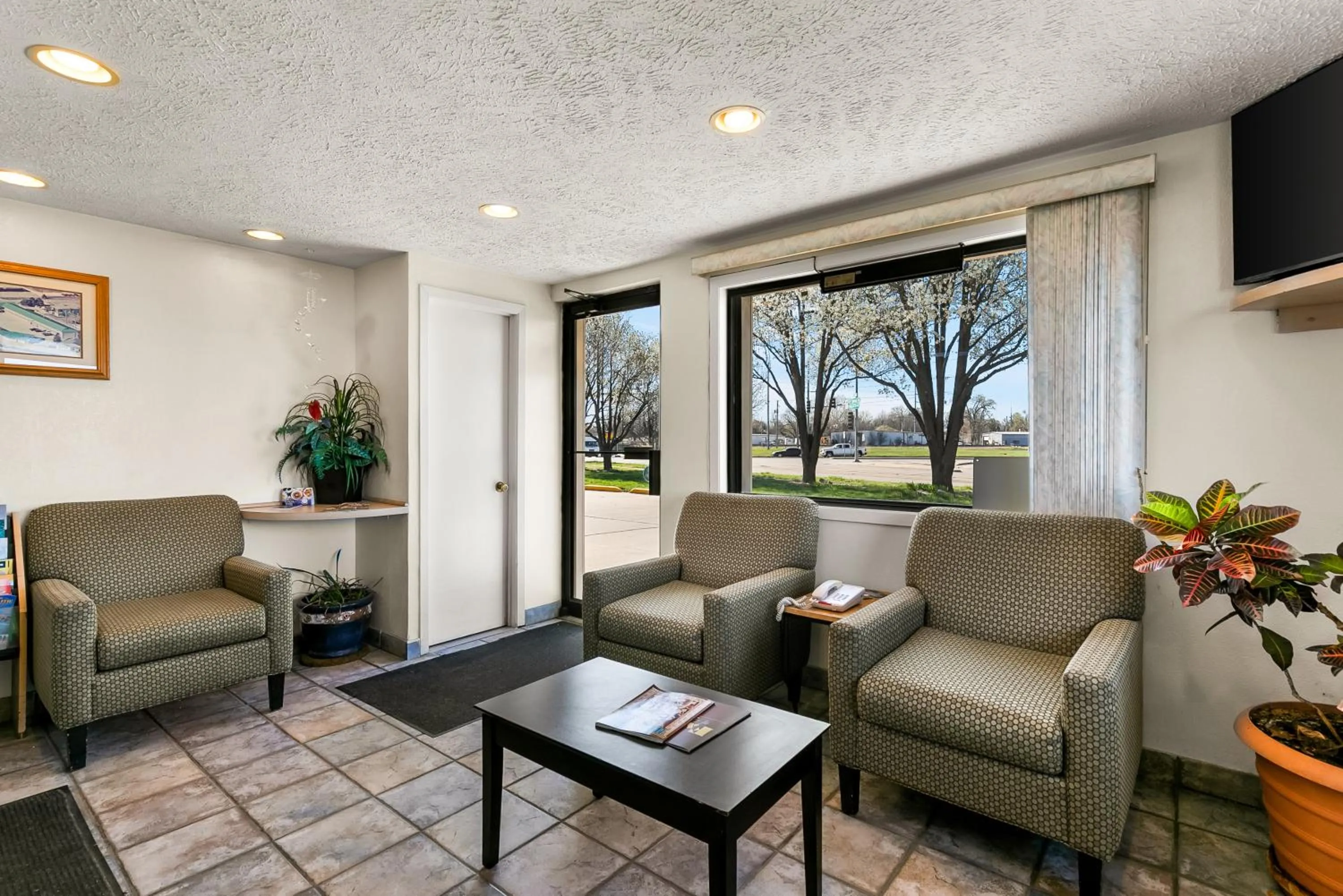 Lobby or reception in Americas Best Value Inn - Lincoln