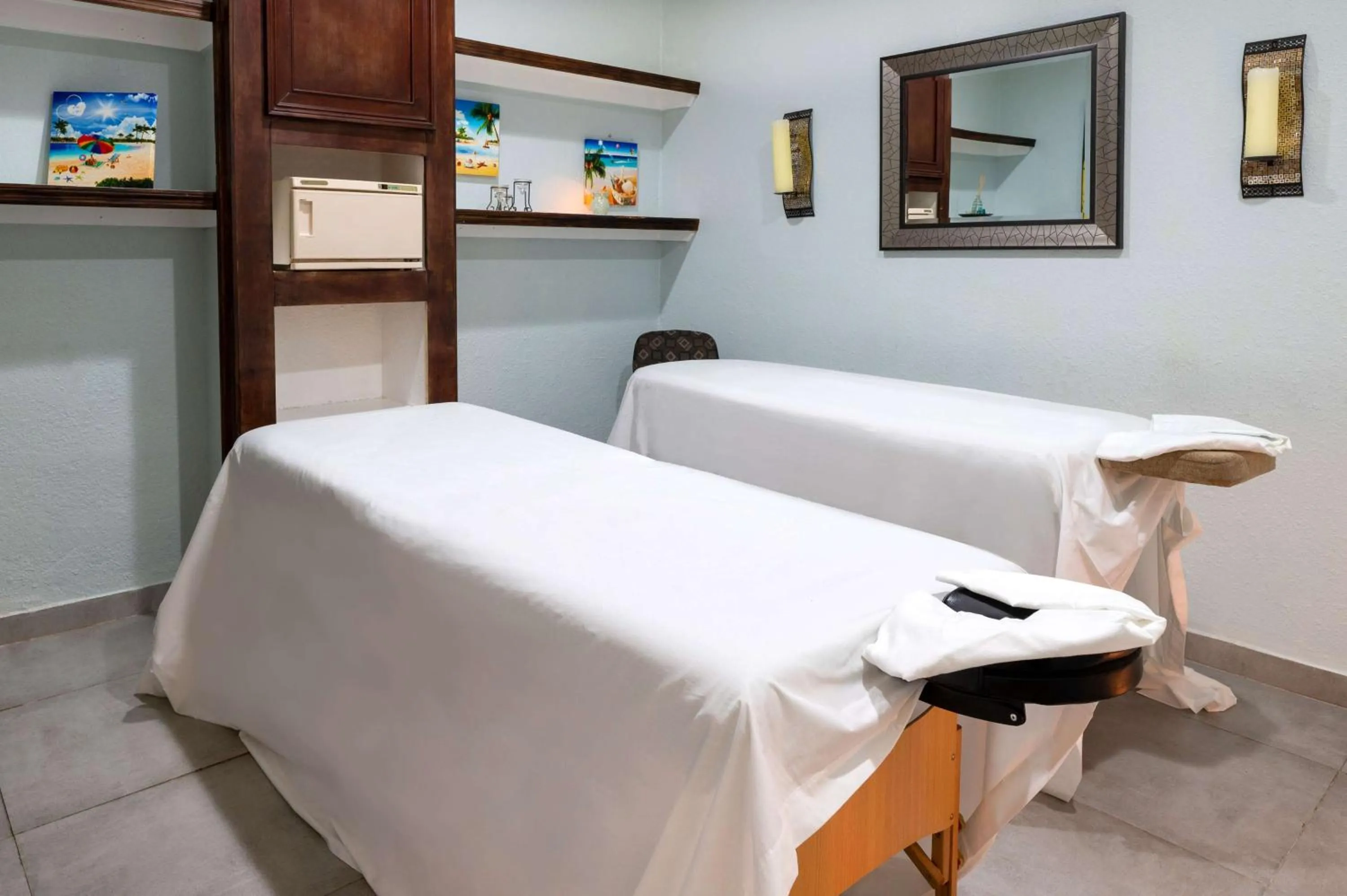 Spa and wellness centre/facilities in Viva Fortuna Beach by Wyndham, A Trademark All Inclusive