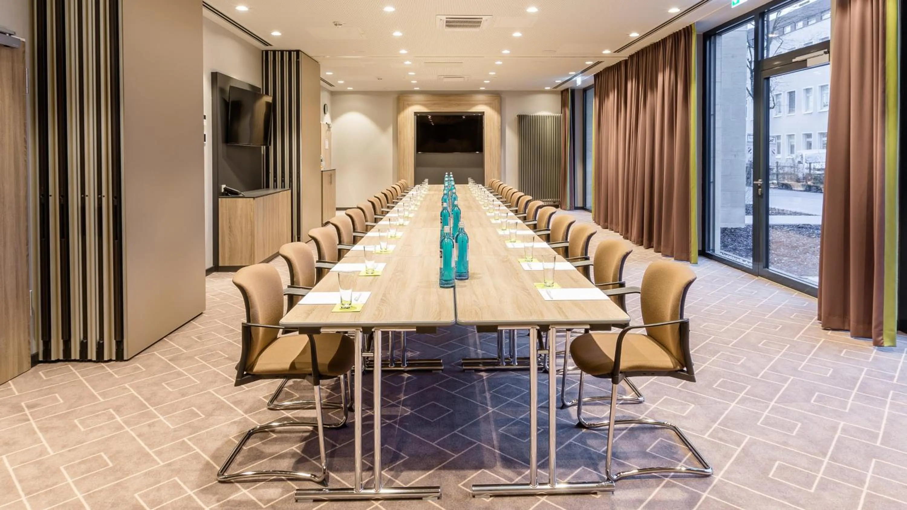 Meeting/conference room in Holiday Inn Express Munich - City East by IHG