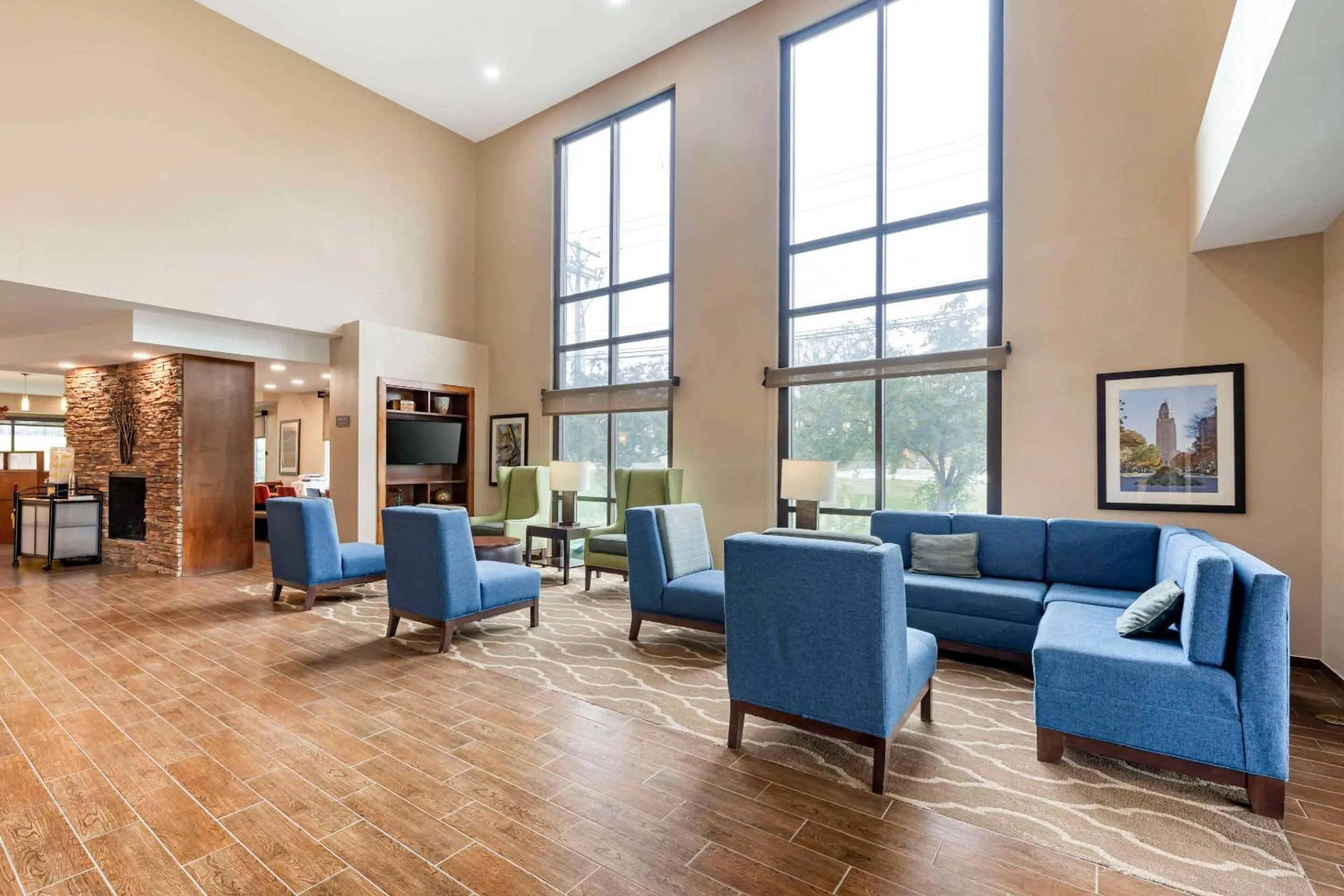 Lobby or reception in Comfort Suites East Lincoln - Mall Area