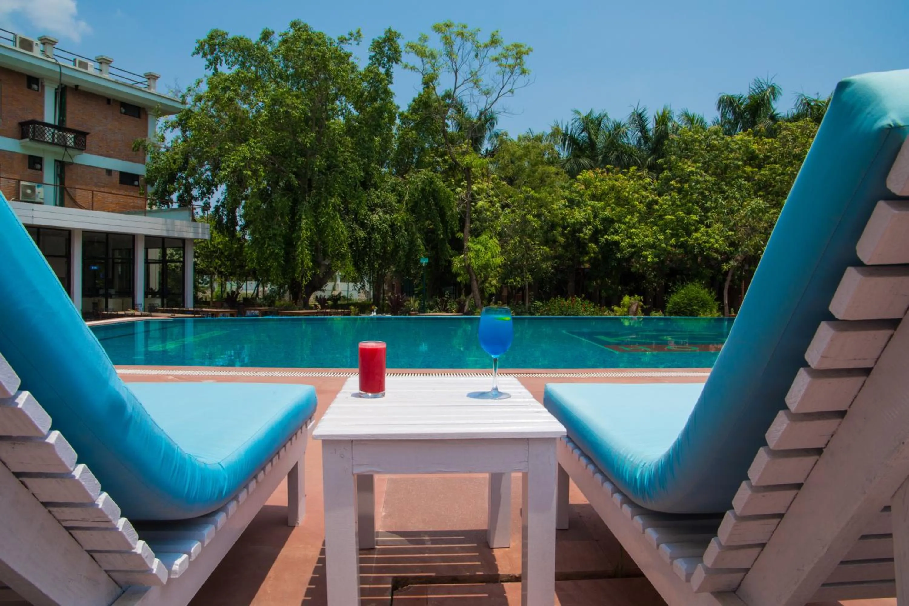 Swimming pool in Buddha Maya Garden by KGH Group