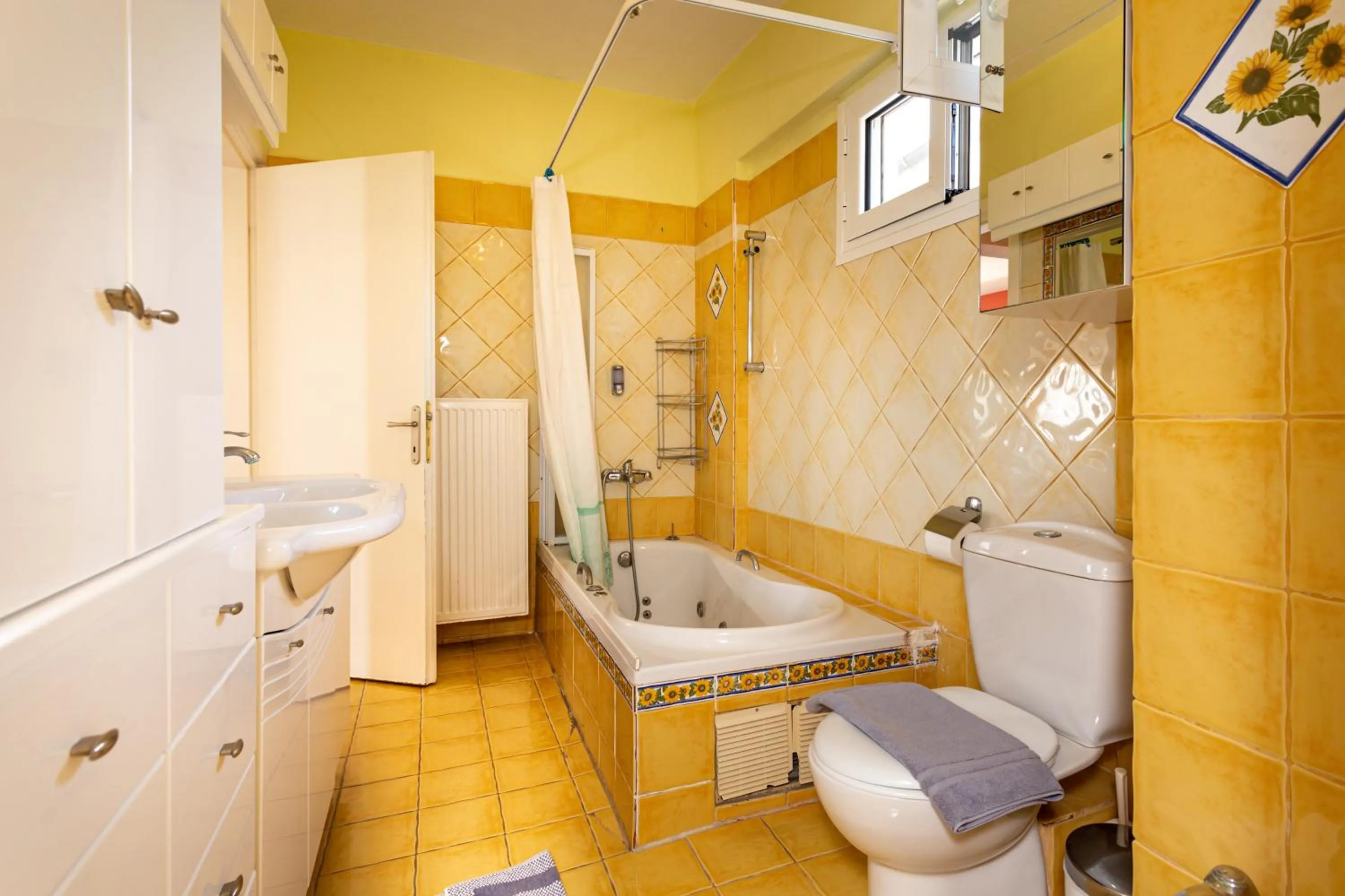 Toilet in Melissa Gold Coast