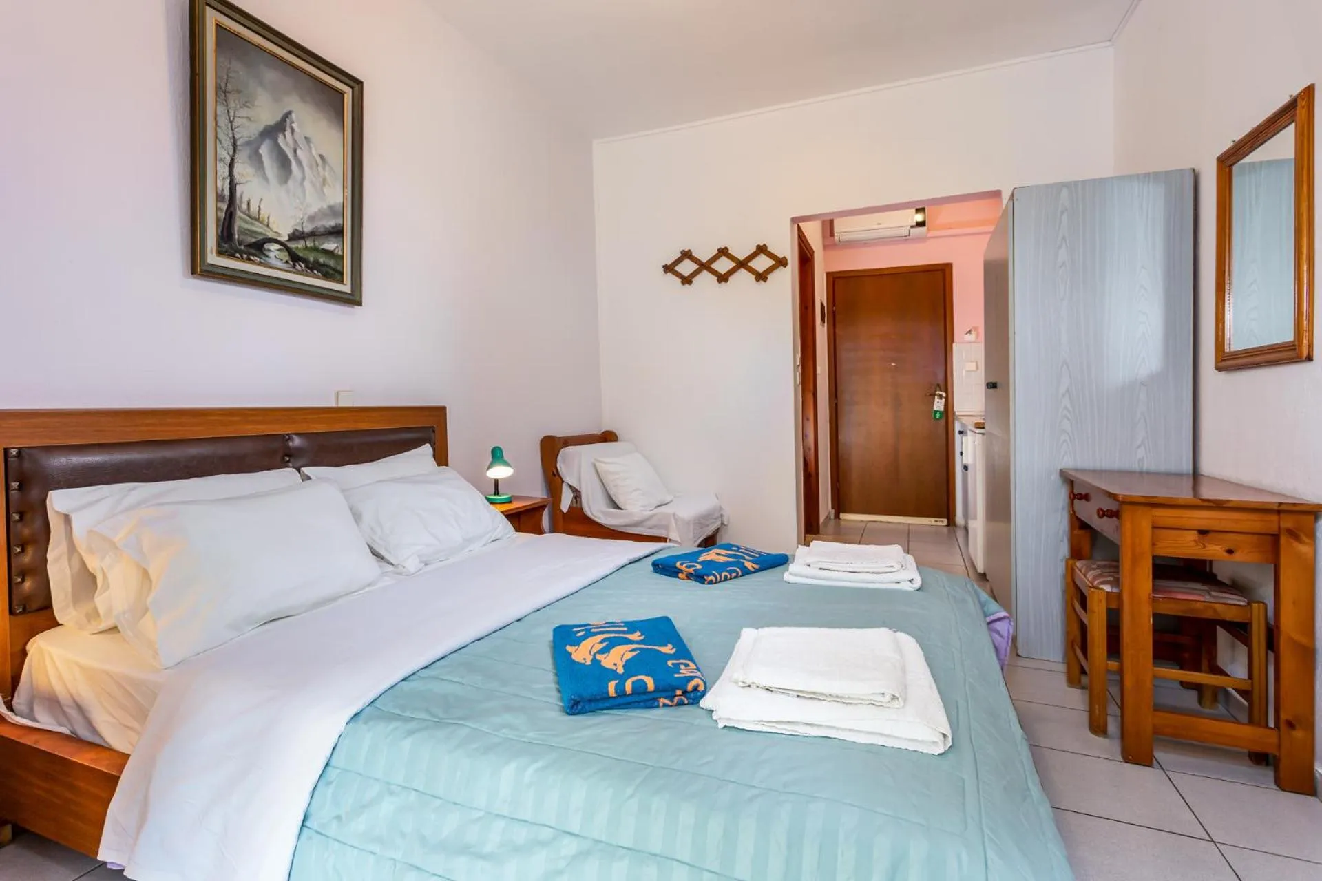 Bedroom, Bed in Melissa Gold Coast