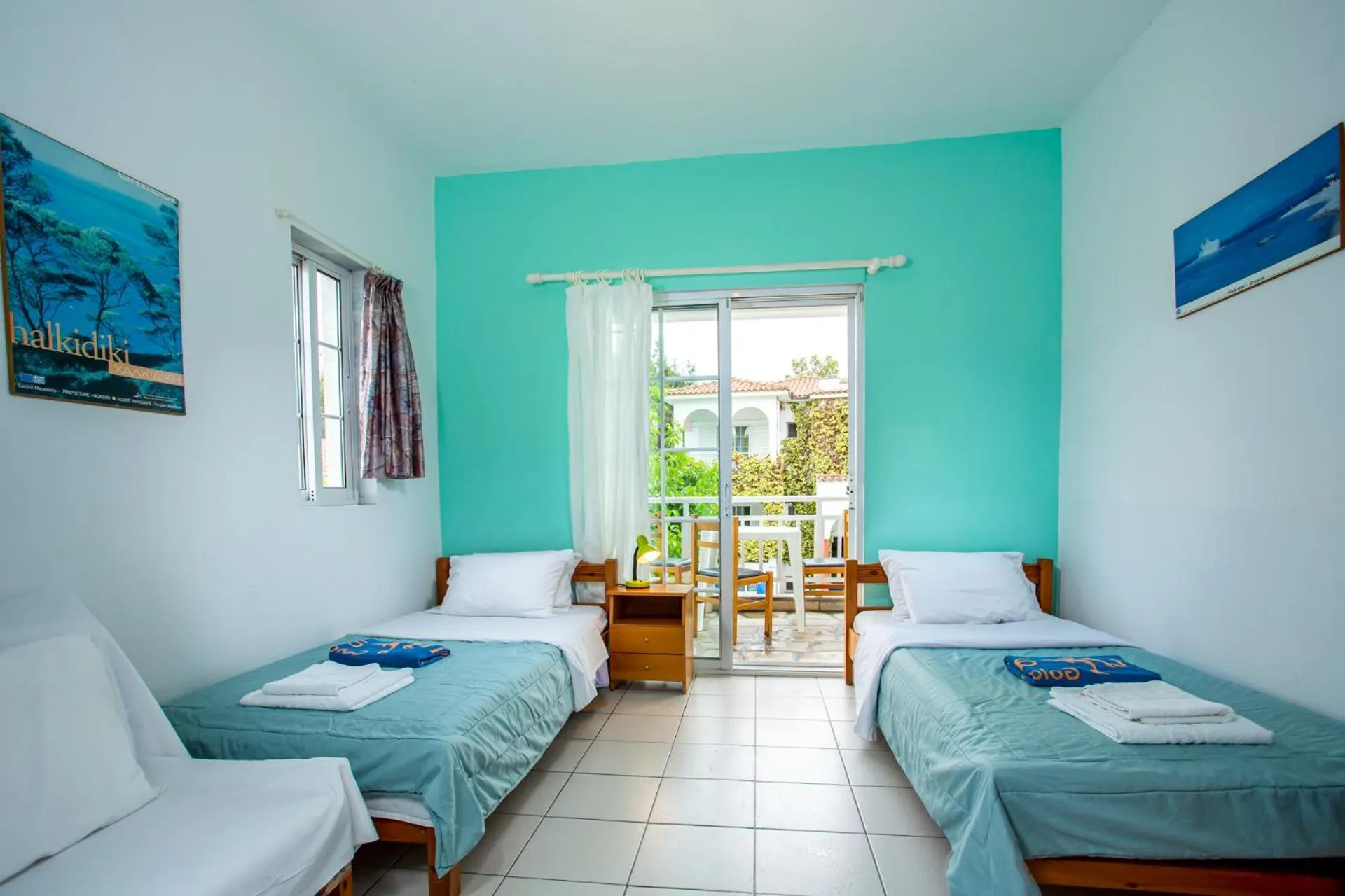 Photo of the whole room, Bed in Melissa Gold Coast