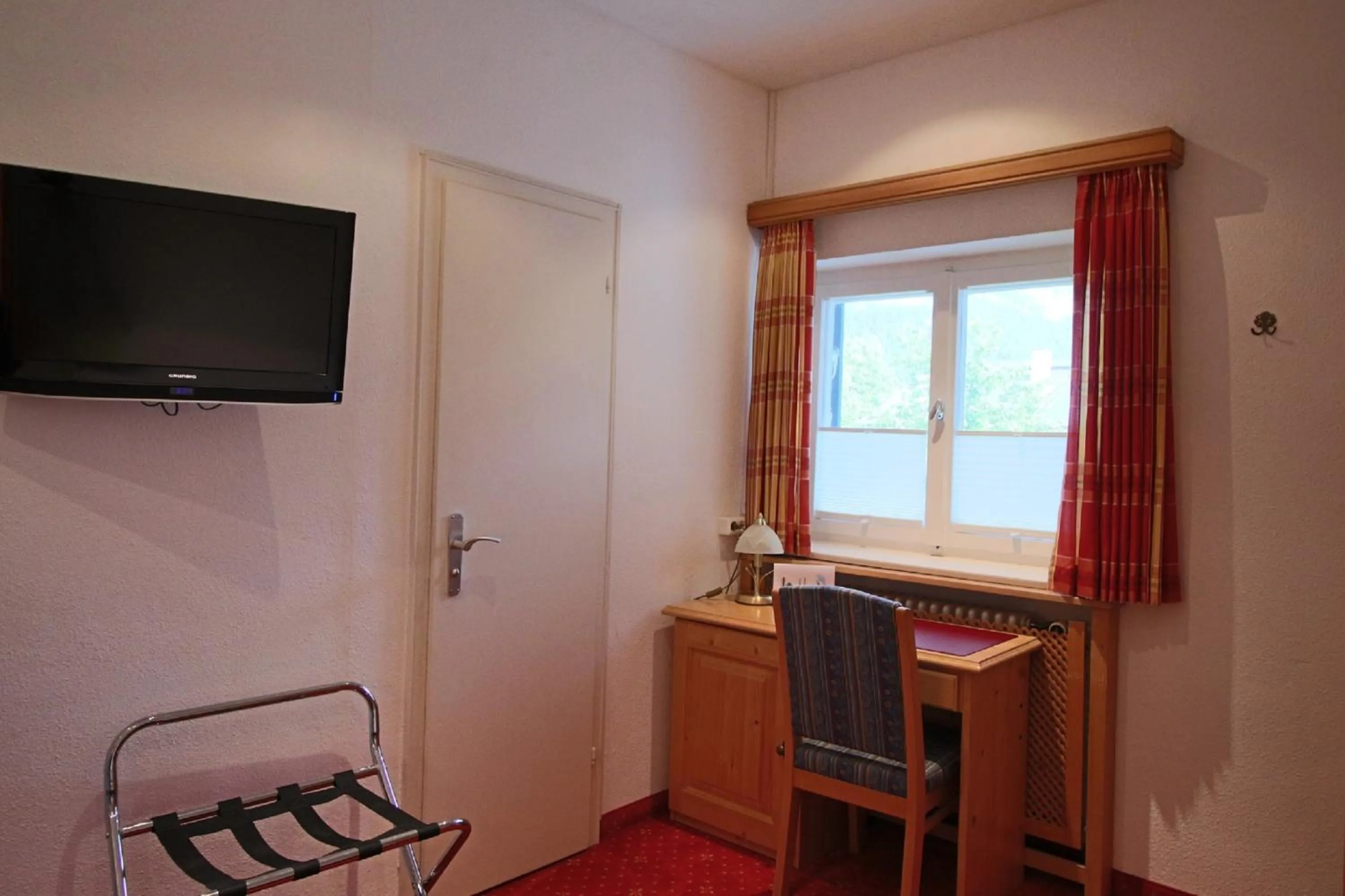 Decorative detail in Hilleprandt - Adults Only