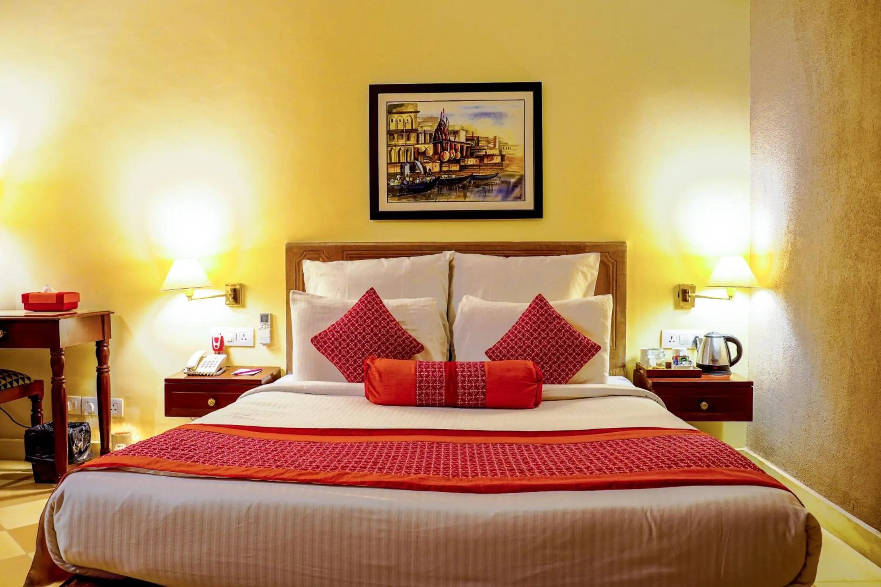 Bed in Guleria Kothi at Ganges