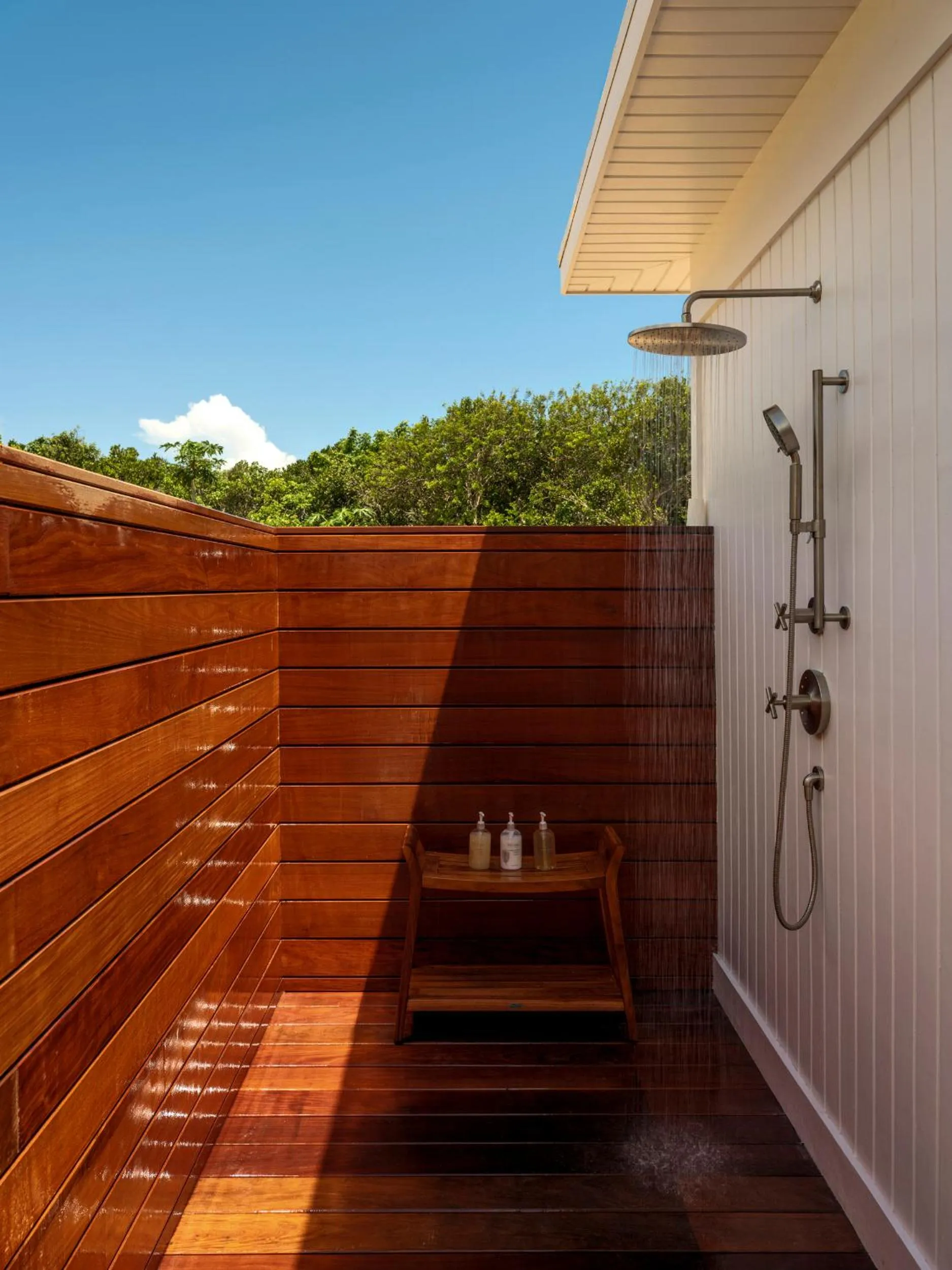 Shower in The Cove Eleuthera