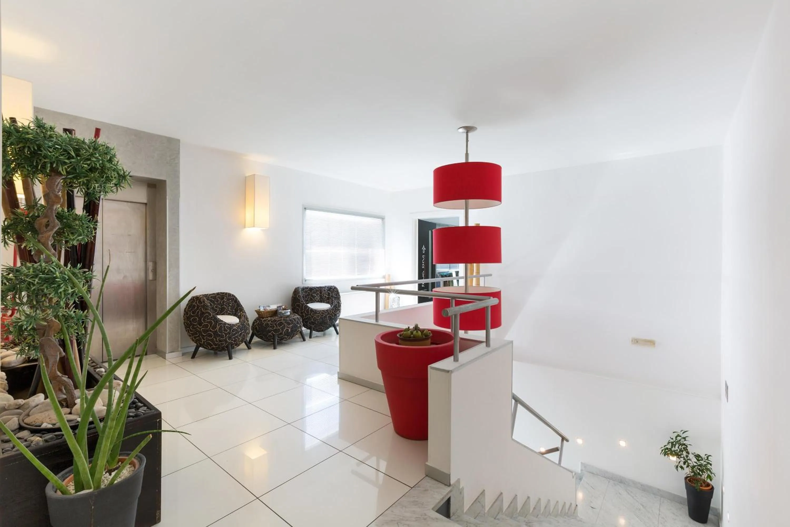 Lobby or reception in Silver Hotel