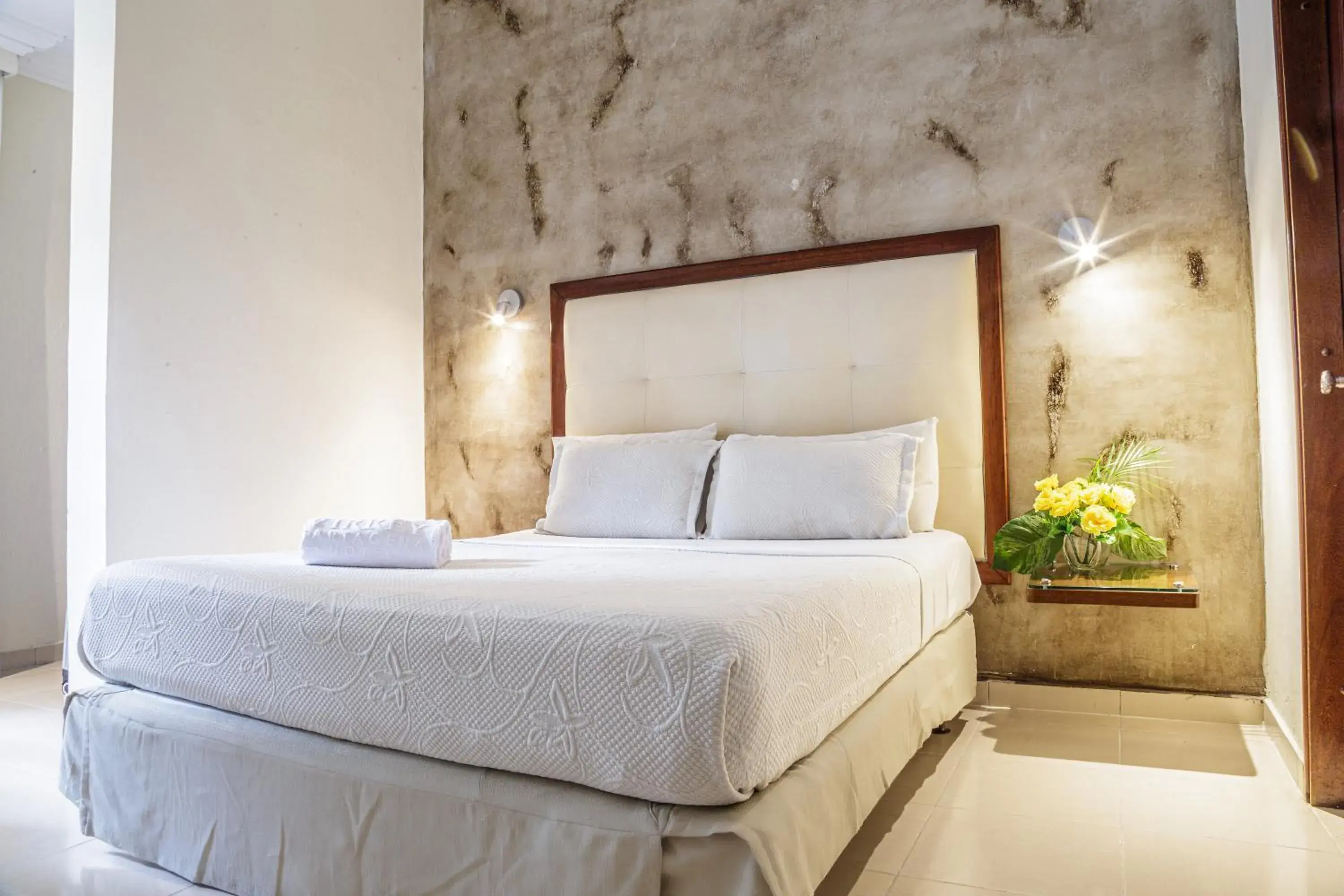 Standard Double Room in Hotel Virrey Cartagena Standard Double Room in Hotel Virrey Cartagena