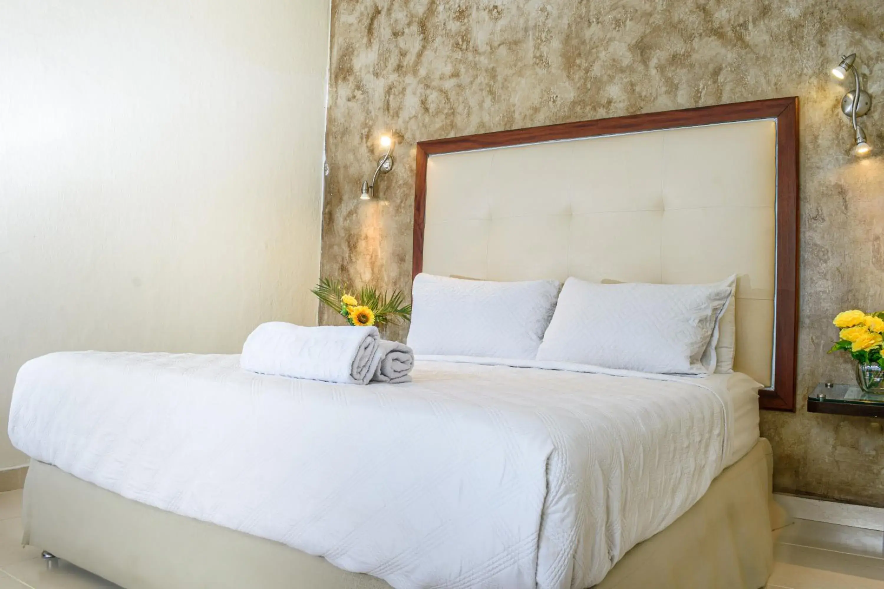 Superior Triple Room in Hotel Virrey Cartagena Superior Triple Room in Hotel Virrey Cartagena