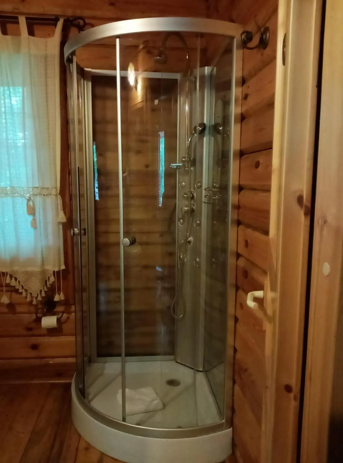 Shower in Veio Residence Resort