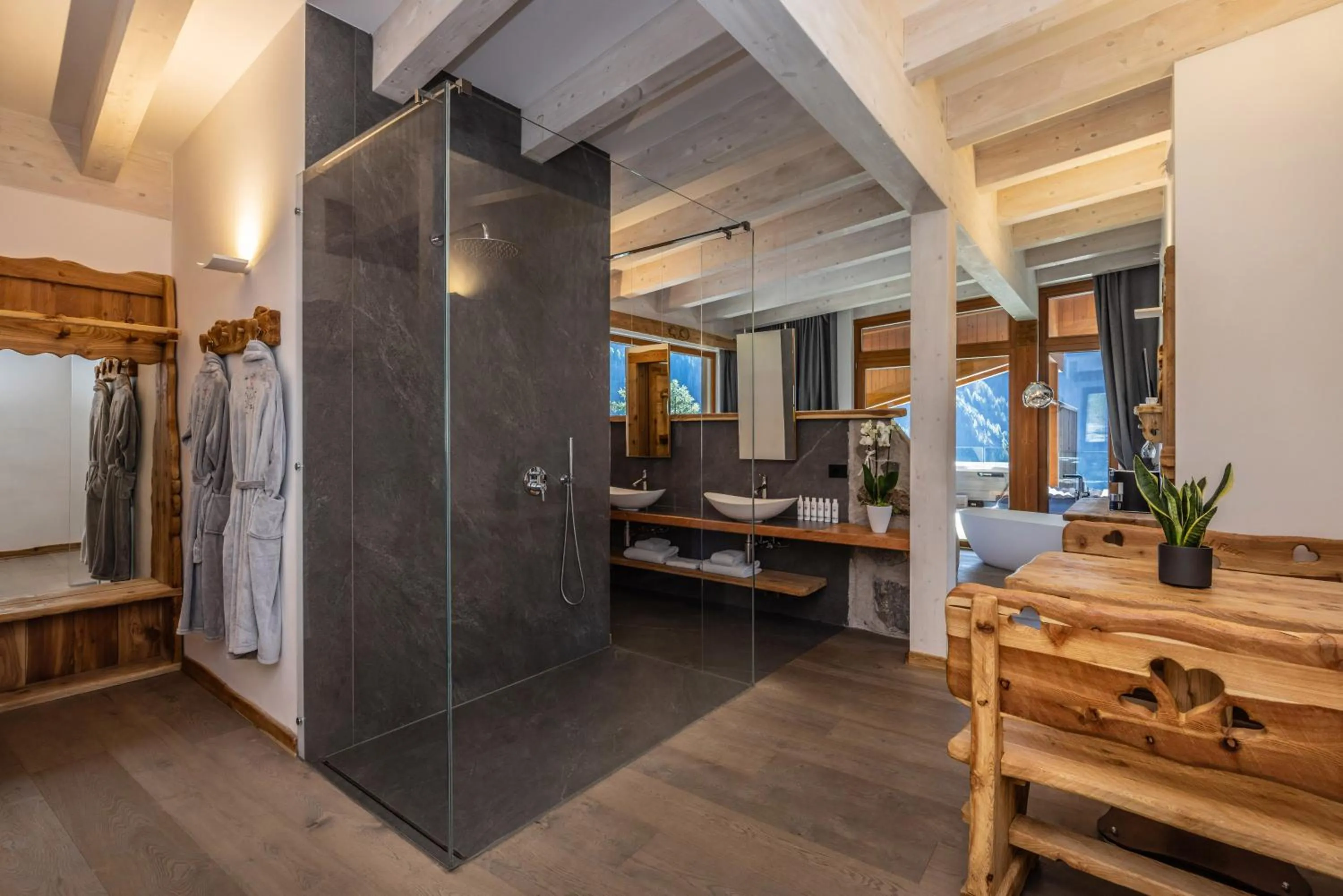 Bathroom in Hotel Chalet Al Foss - Adults Only