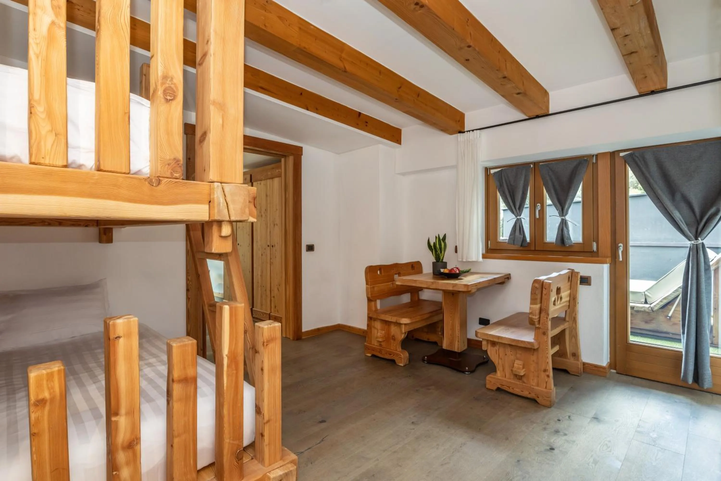 Living room in Hotel Chalet Al Foss - Adults Only