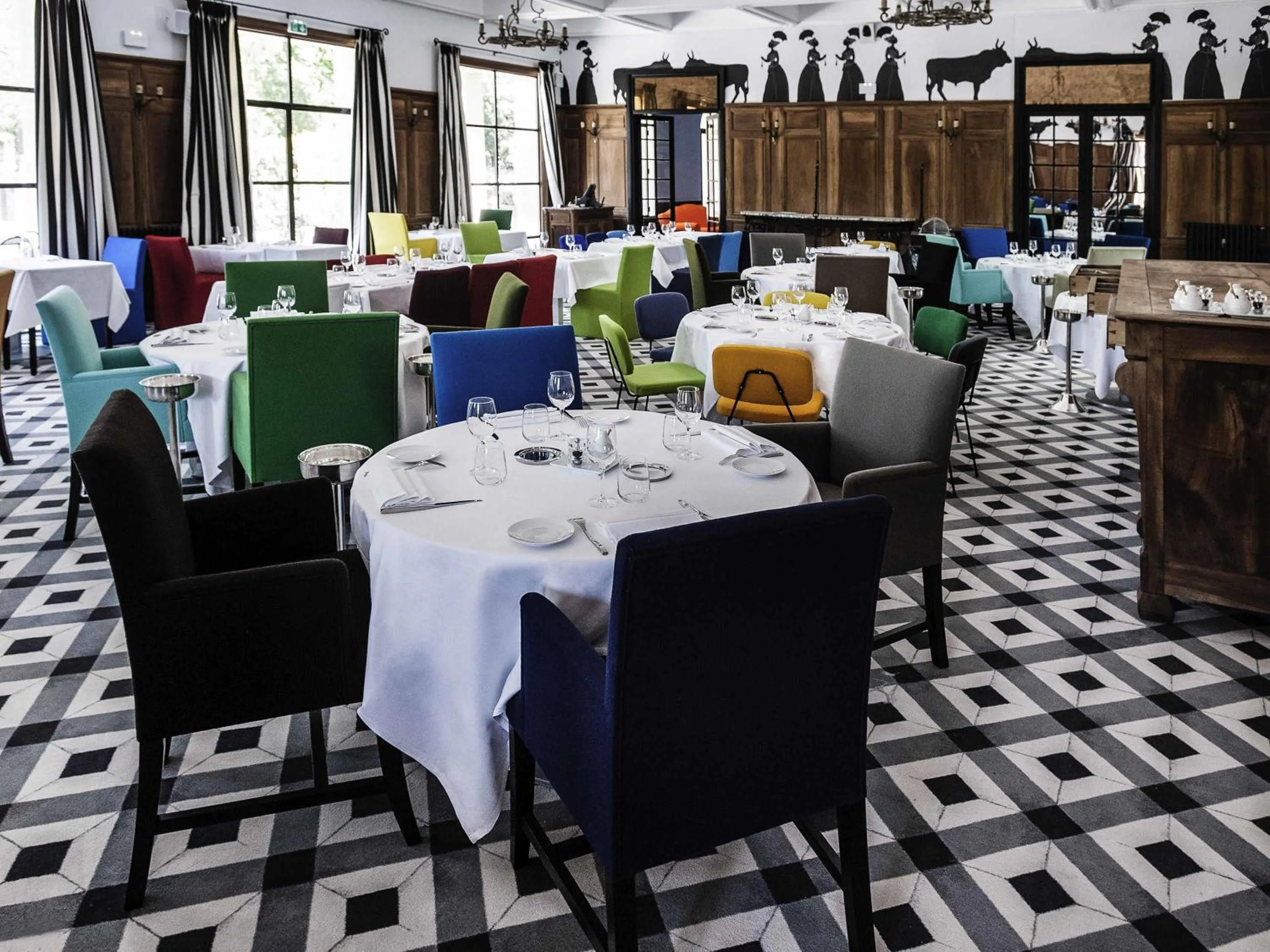 Restaurant/places to eat in Jules César Hotel & Spa Arles - MGallery Collection