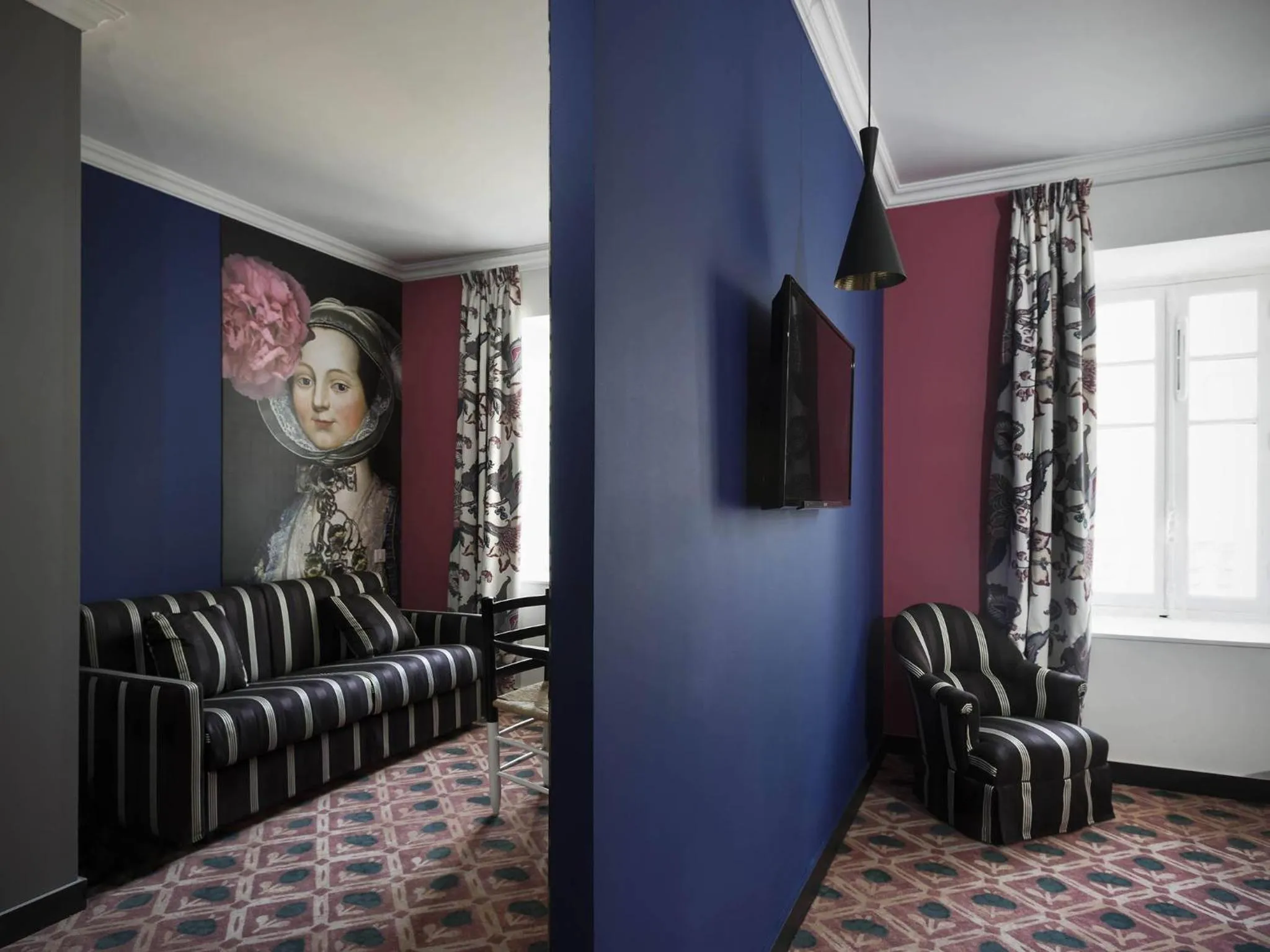Photo of the whole room in Jules César Hotel & Spa Arles - MGallery Collection