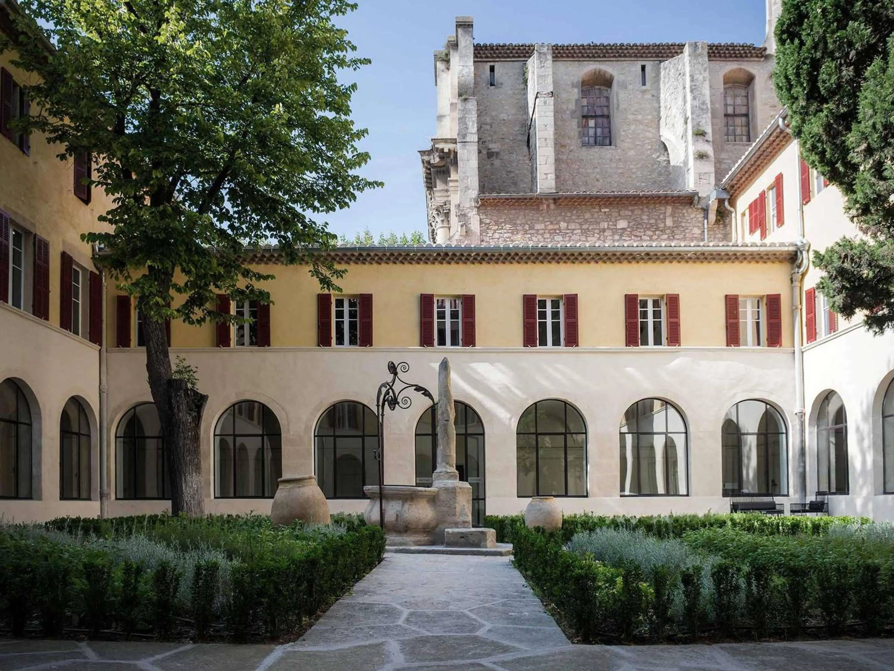 Property building in Jules César Hotel & Spa Arles - MGallery Collection