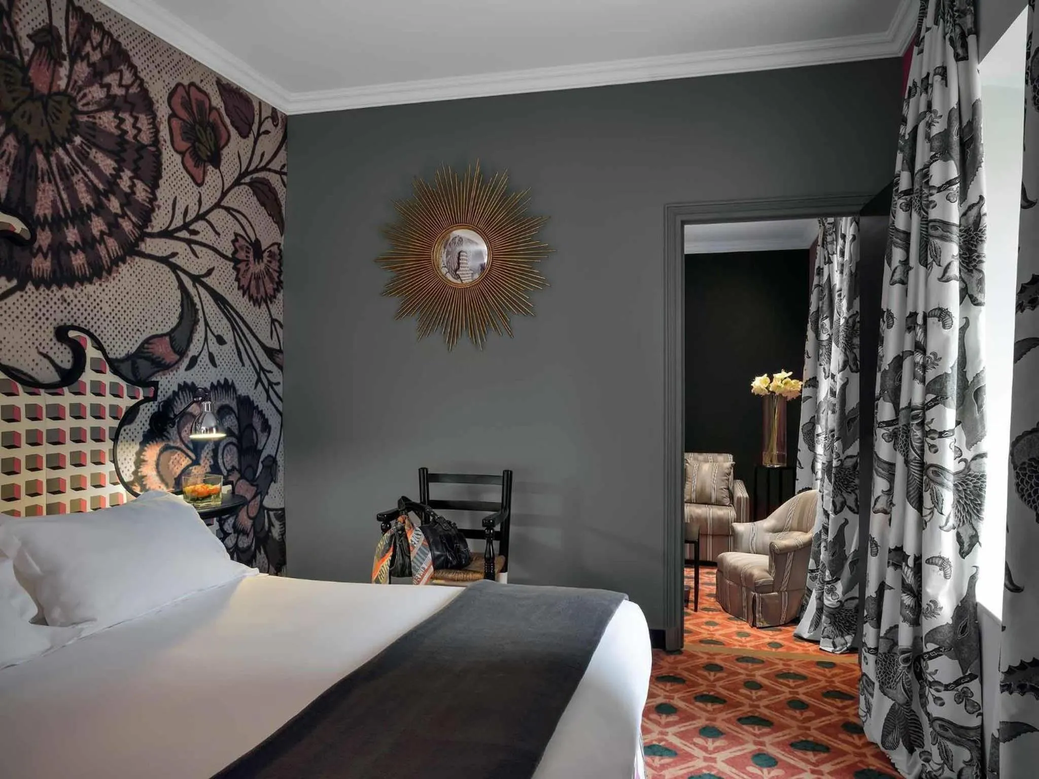 Photo of the whole room, Bed in Jules César Hotel & Spa Arles - MGallery Collection
