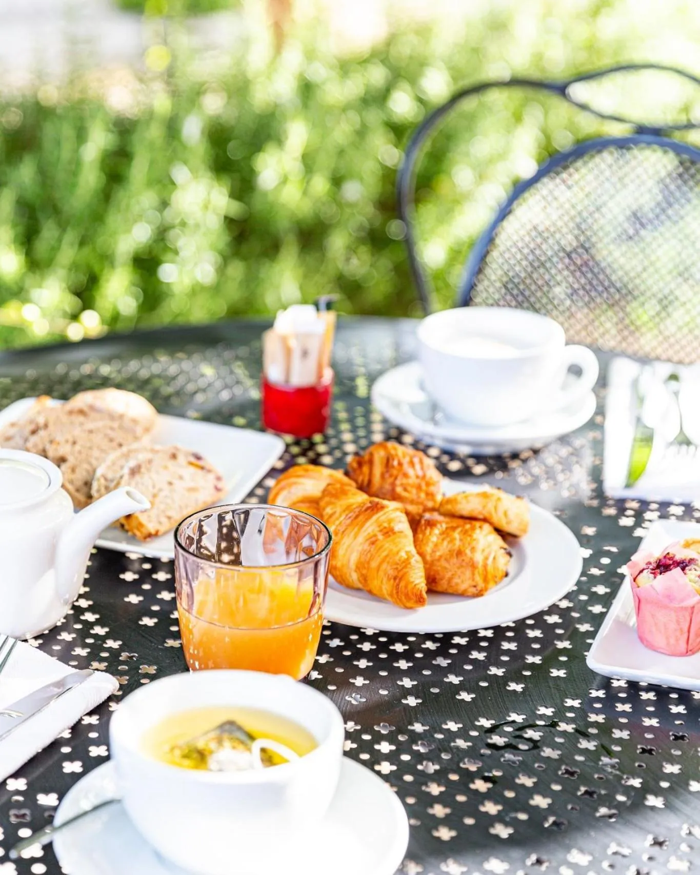 Breakfast in Jules César Hotel & Spa Arles - MGallery Collection