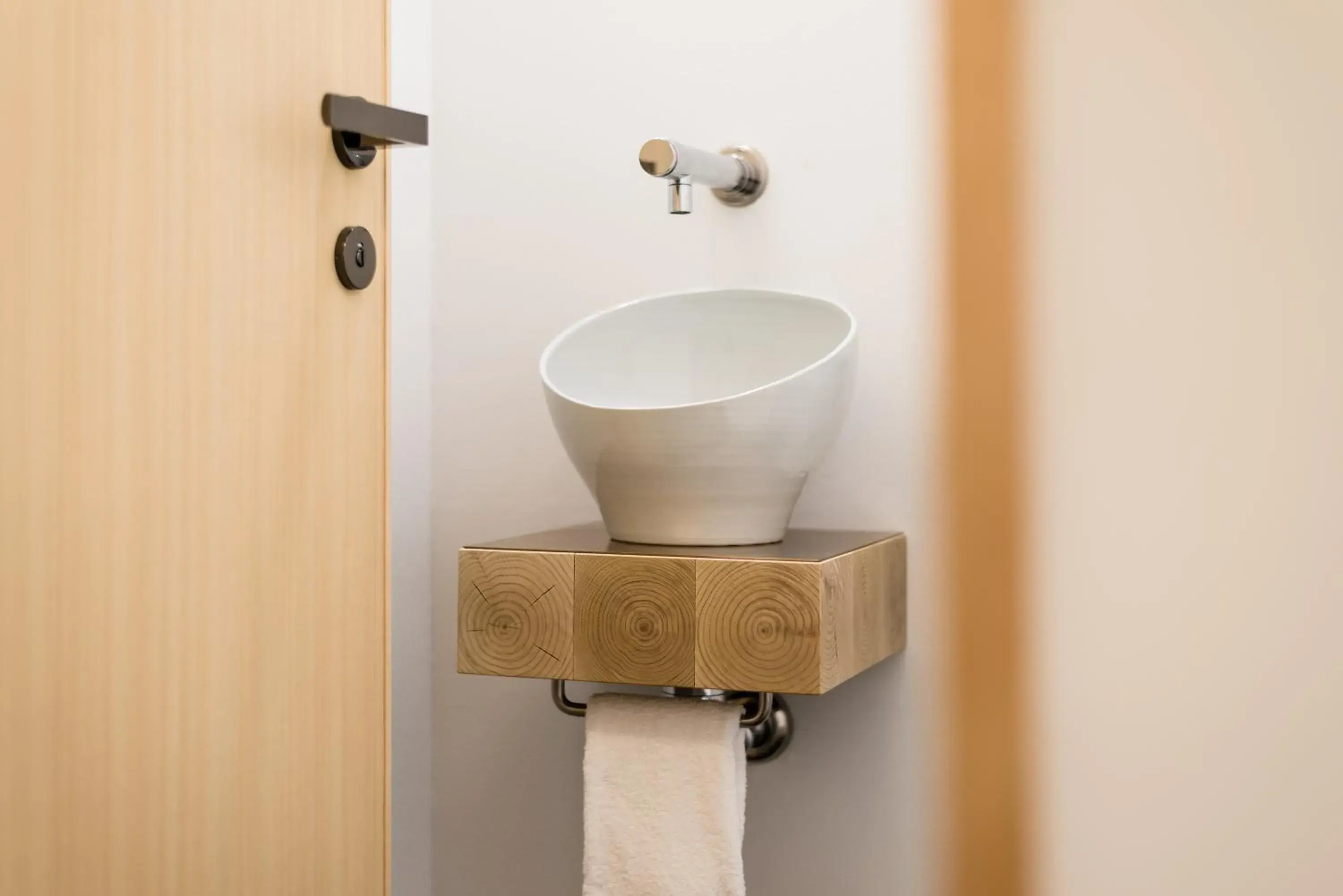 Superior Twin Room with Tatami Area Main-Building in hotel kanra kyoto Superior Twin Room with Tatami Area Main-Building in hotel kanra kyoto