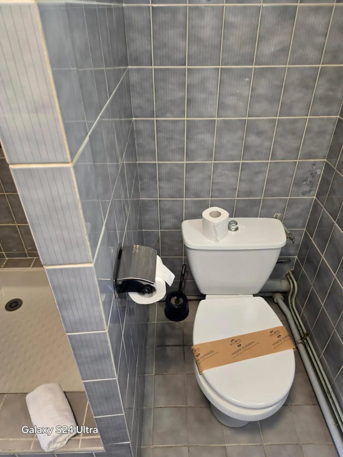 Bathroom in Hôtel Agena