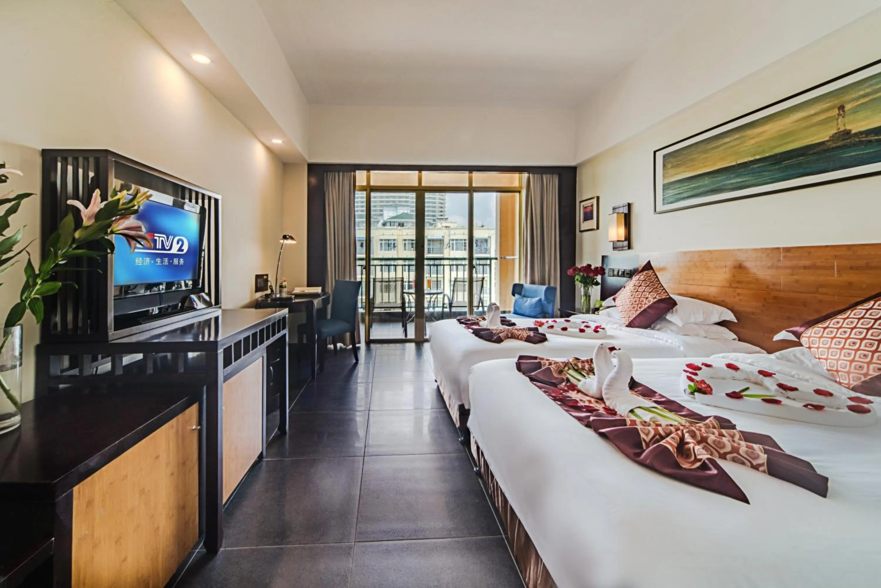 Photo of the whole room, Bed in Shengyi Holiday Villa Hotel