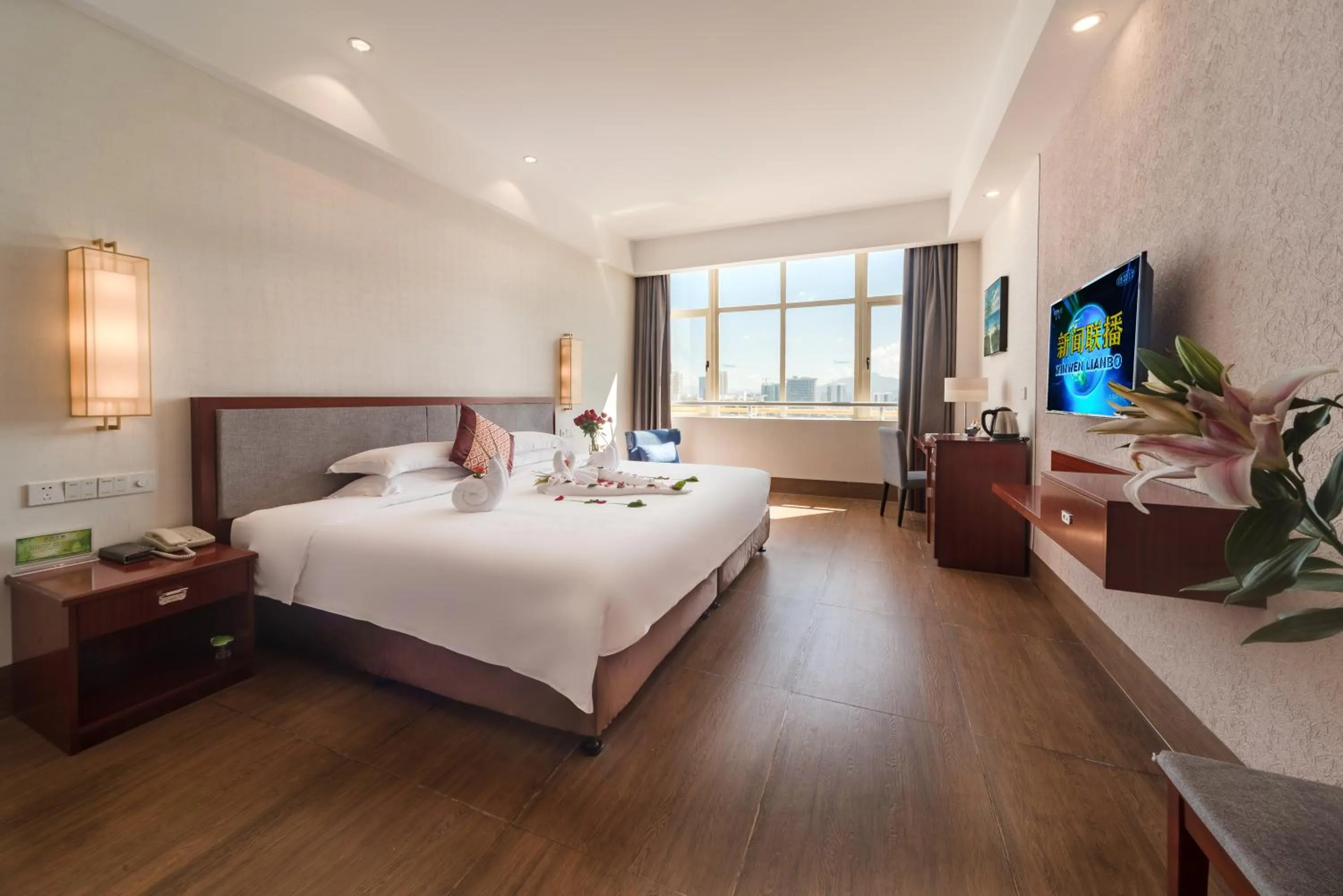 Photo of the whole room, Bed in Shengyi Holiday Villa Hotel