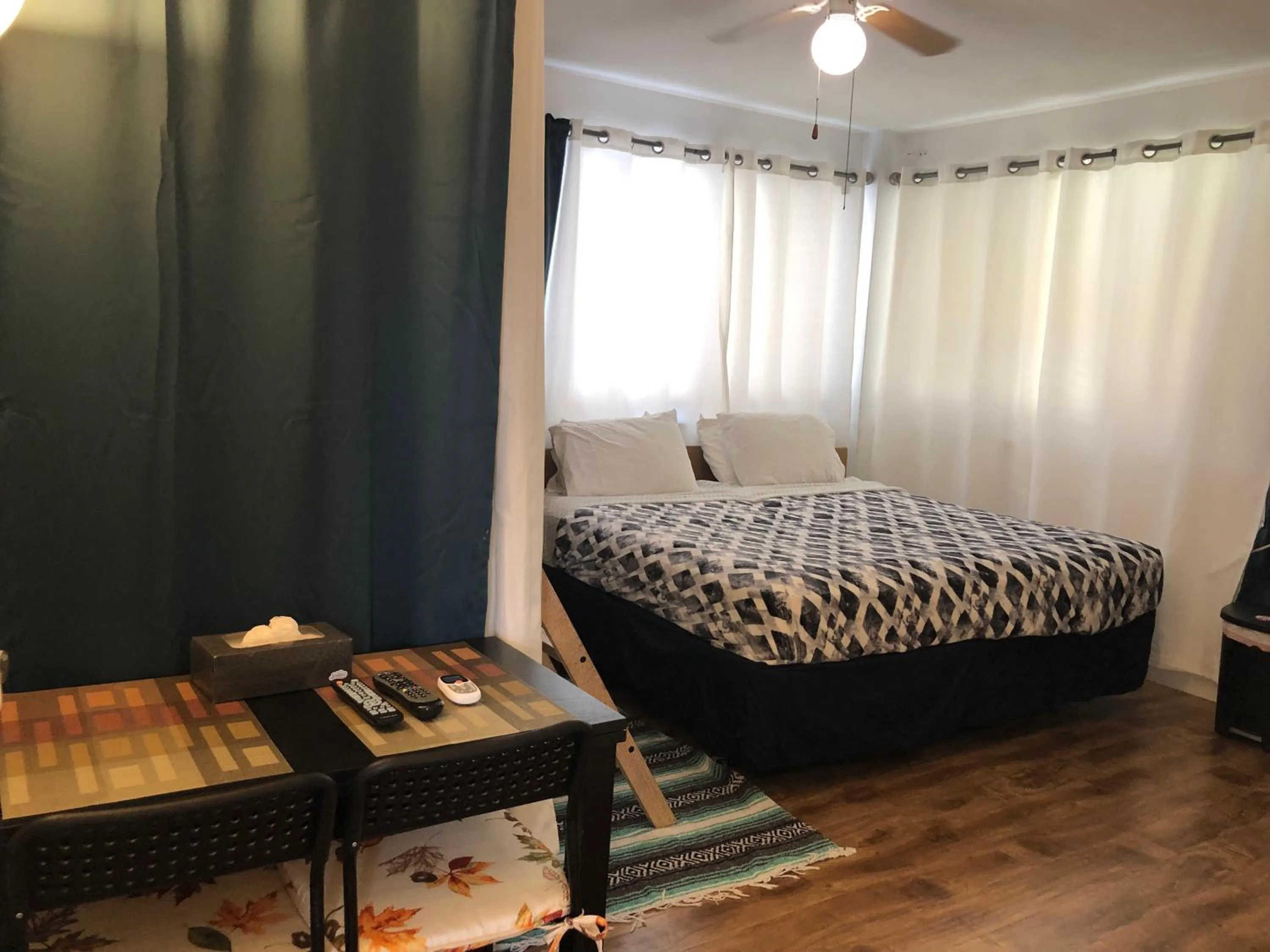 Bed in Hollywood Beachfront House