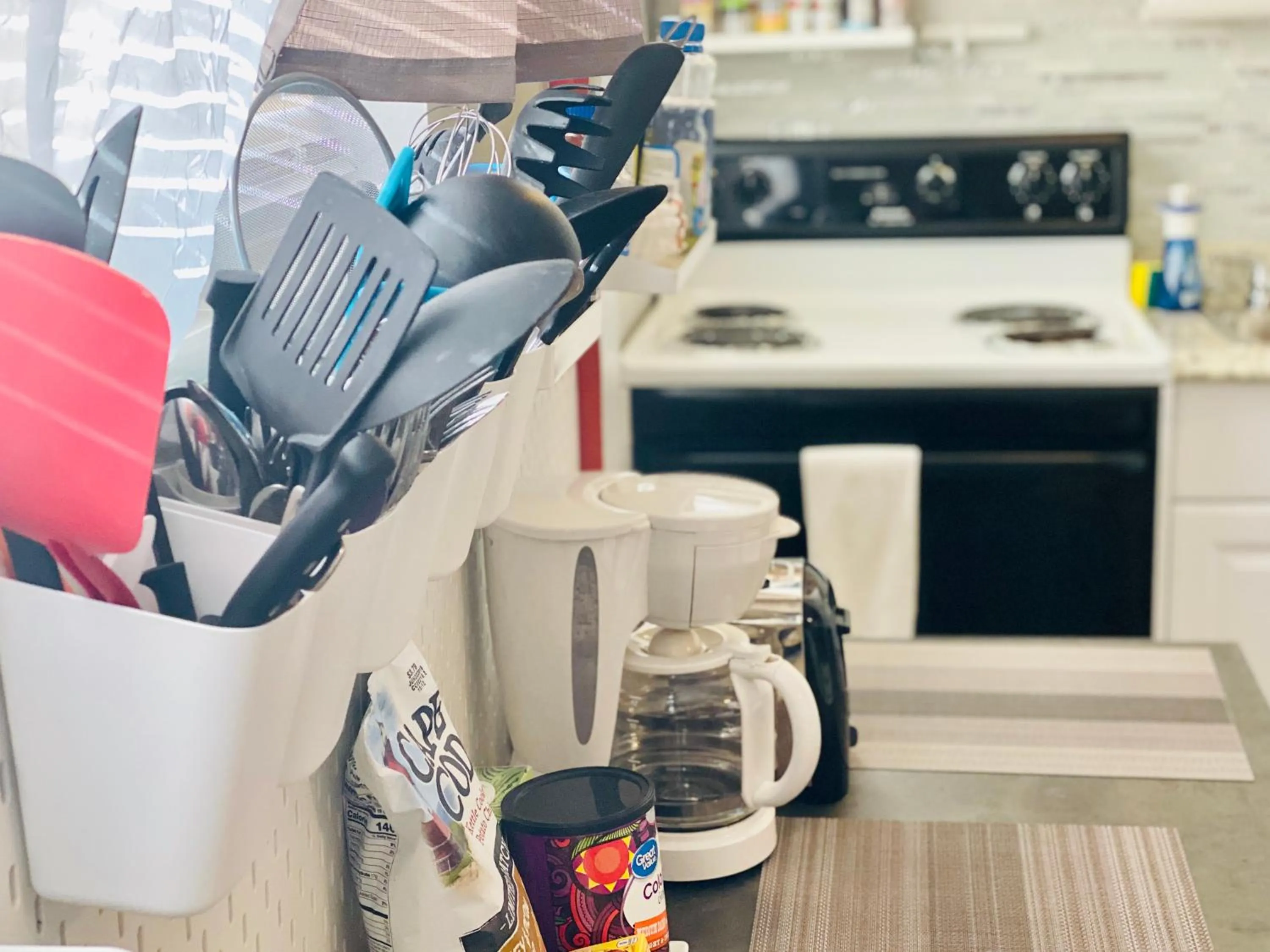 Coffee/tea facilities in Hollywood Beachfront House