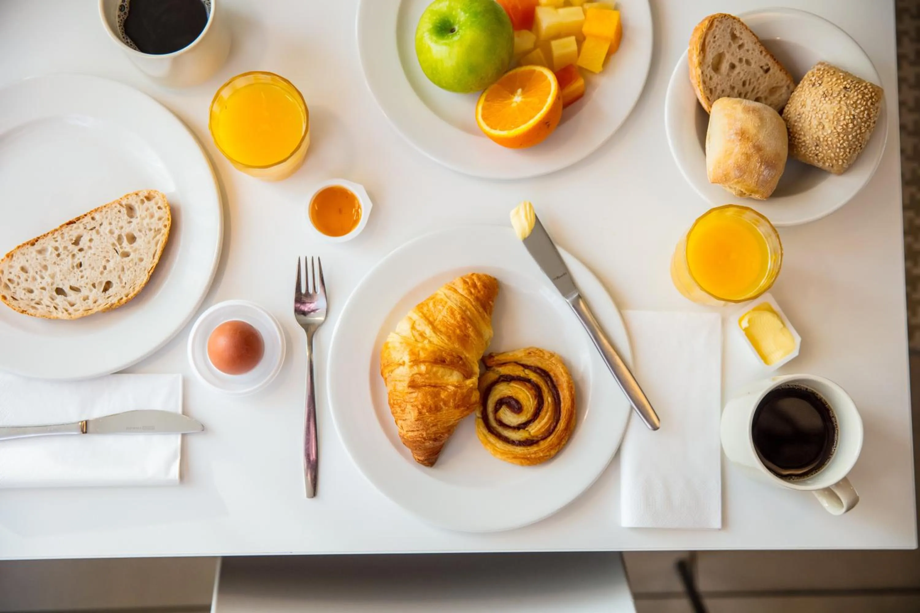 Breakfast in Holiday Inn Express Amsterdam - Schiphol by IHG