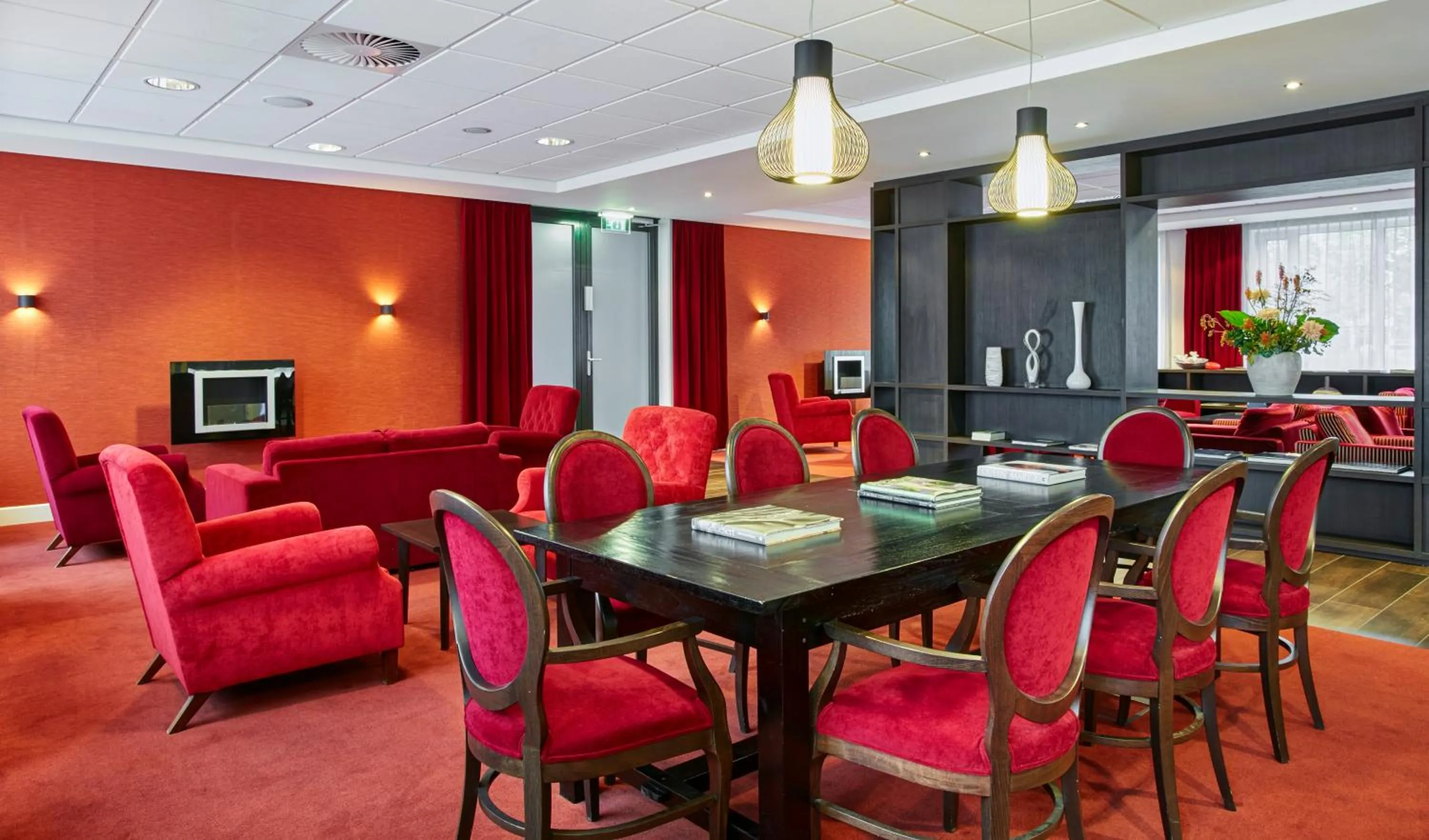 Meeting/conference room in Holiday Inn Express Amsterdam - Schiphol by IHG