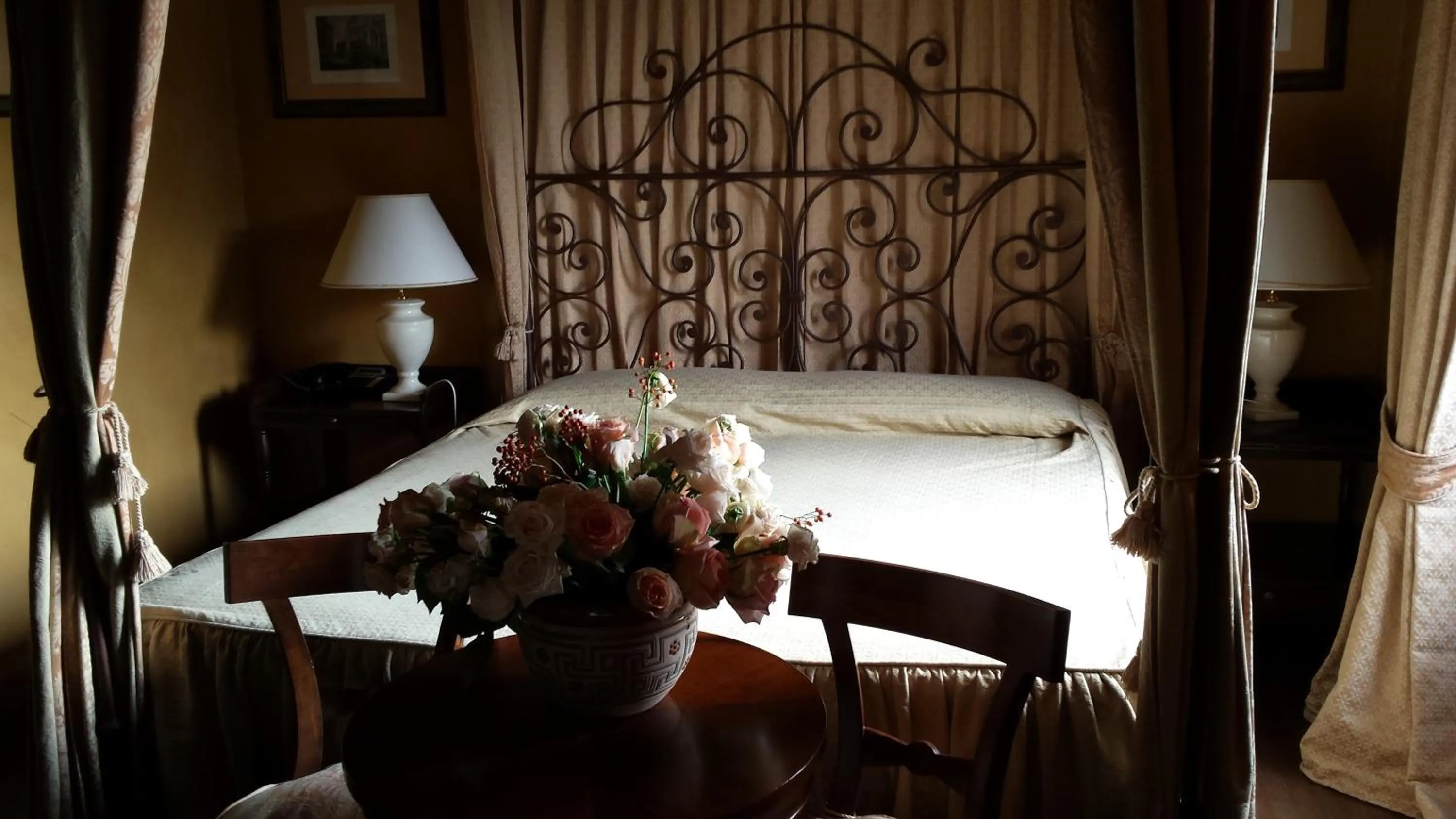 Bedroom, Bed in Hotel Torre di San Martino