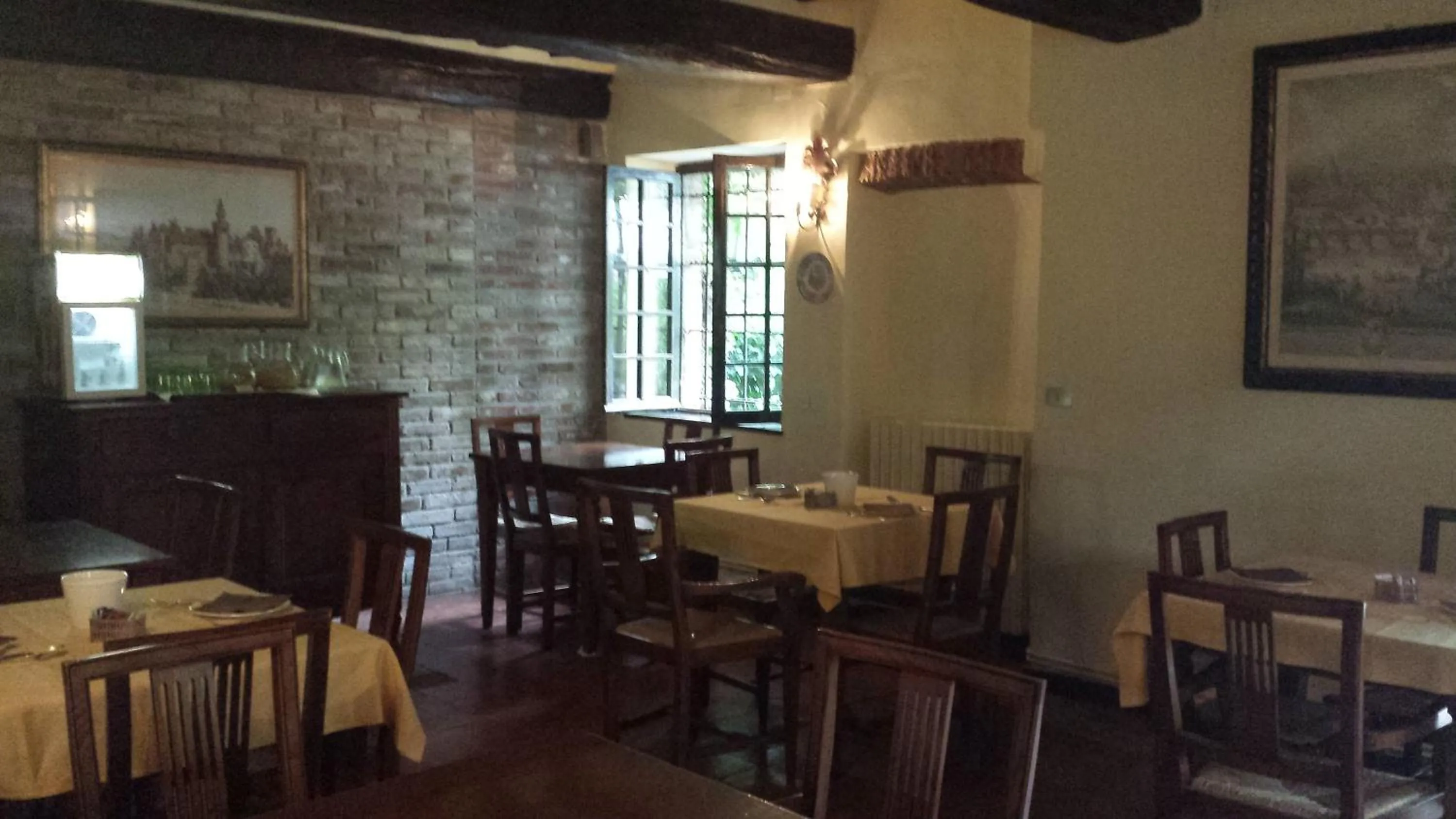 Restaurant/places to eat in Hotel Torre di San Martino