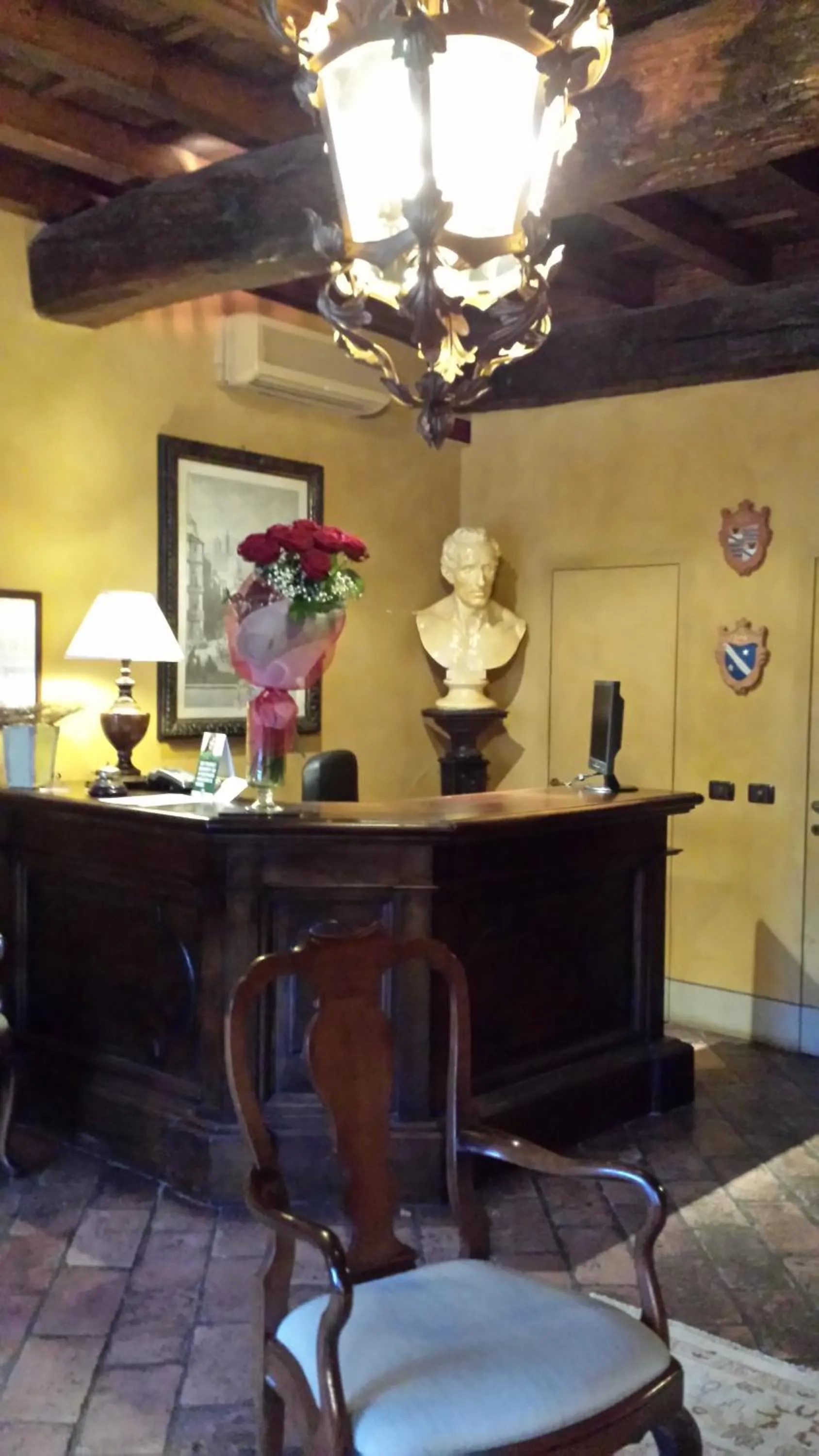 Lobby or reception in Hotel Torre di San Martino
