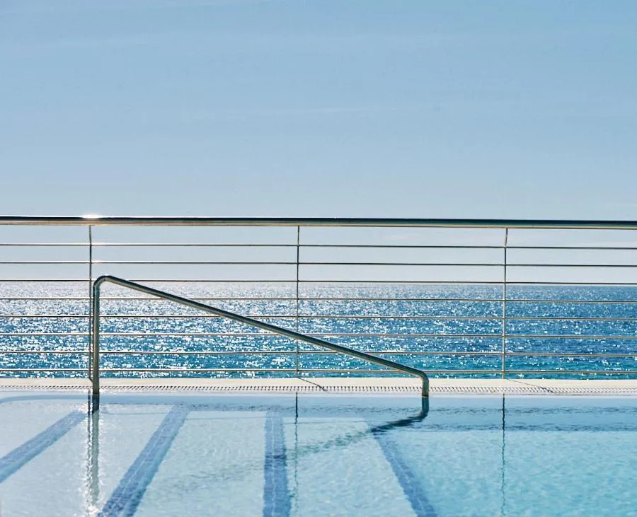 Swimming pool in ESTIMAR Calpe Apartments