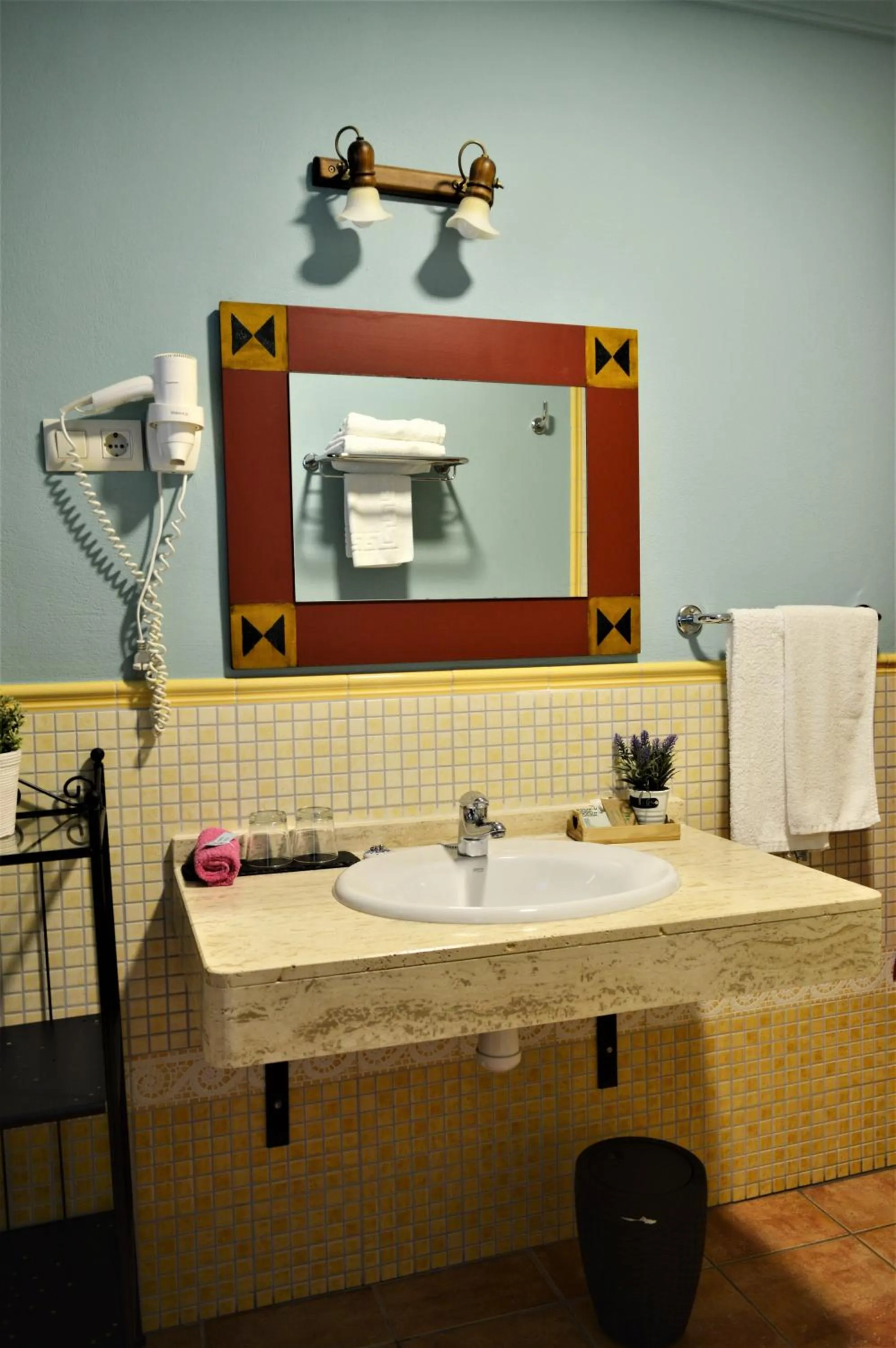 Bathroom in Hotel Rural Alfajía de Antonio