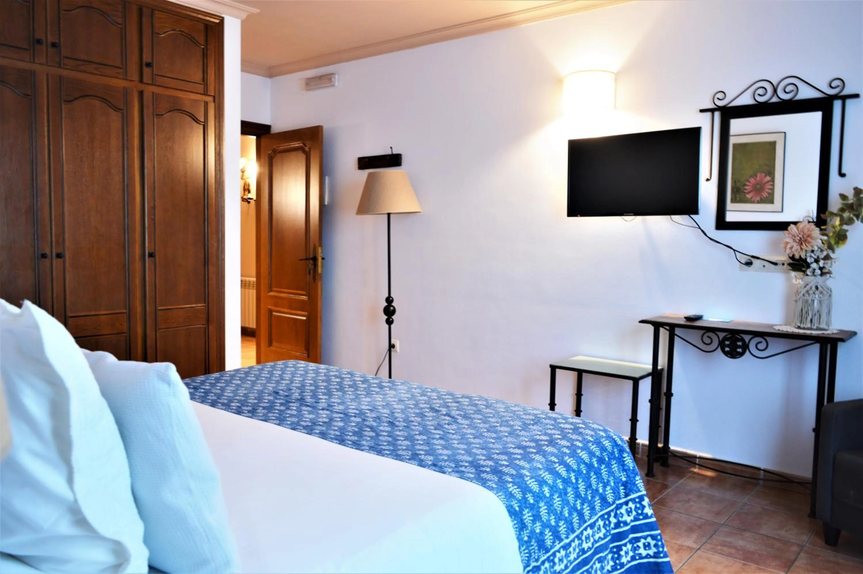 Bed in Hotel Rural Alfajía de Antonio