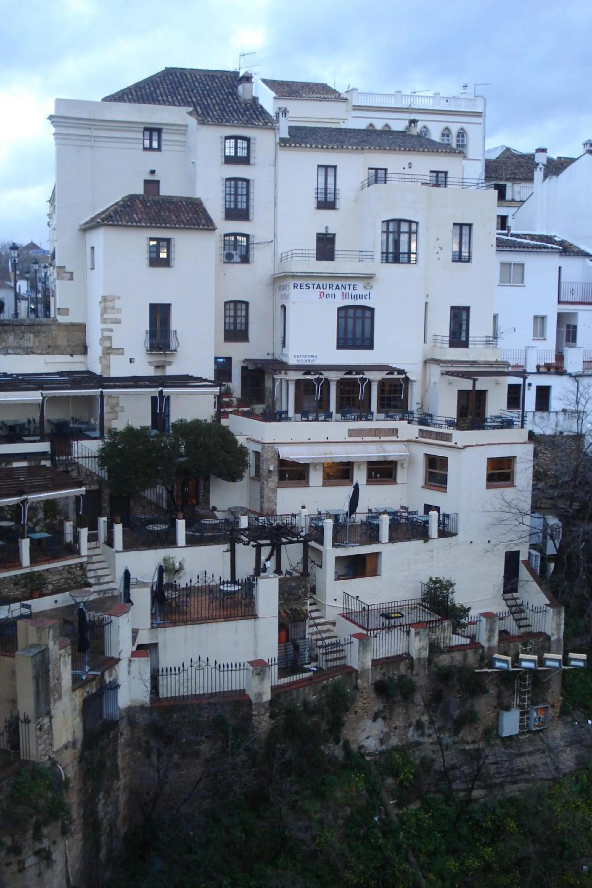 Facade/entrance in Hotel Don Miguel
