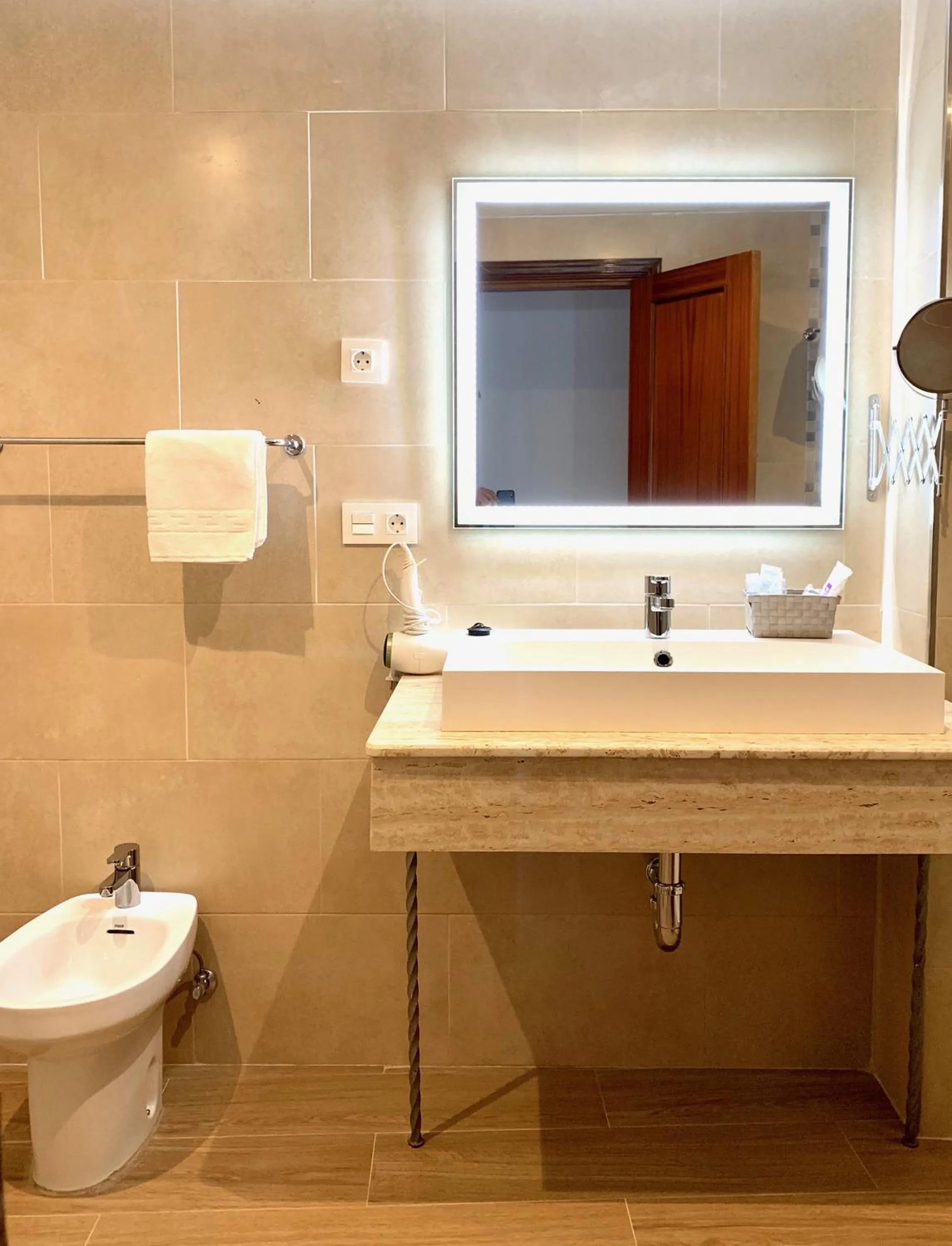 Bathroom in Hotel Don Miguel