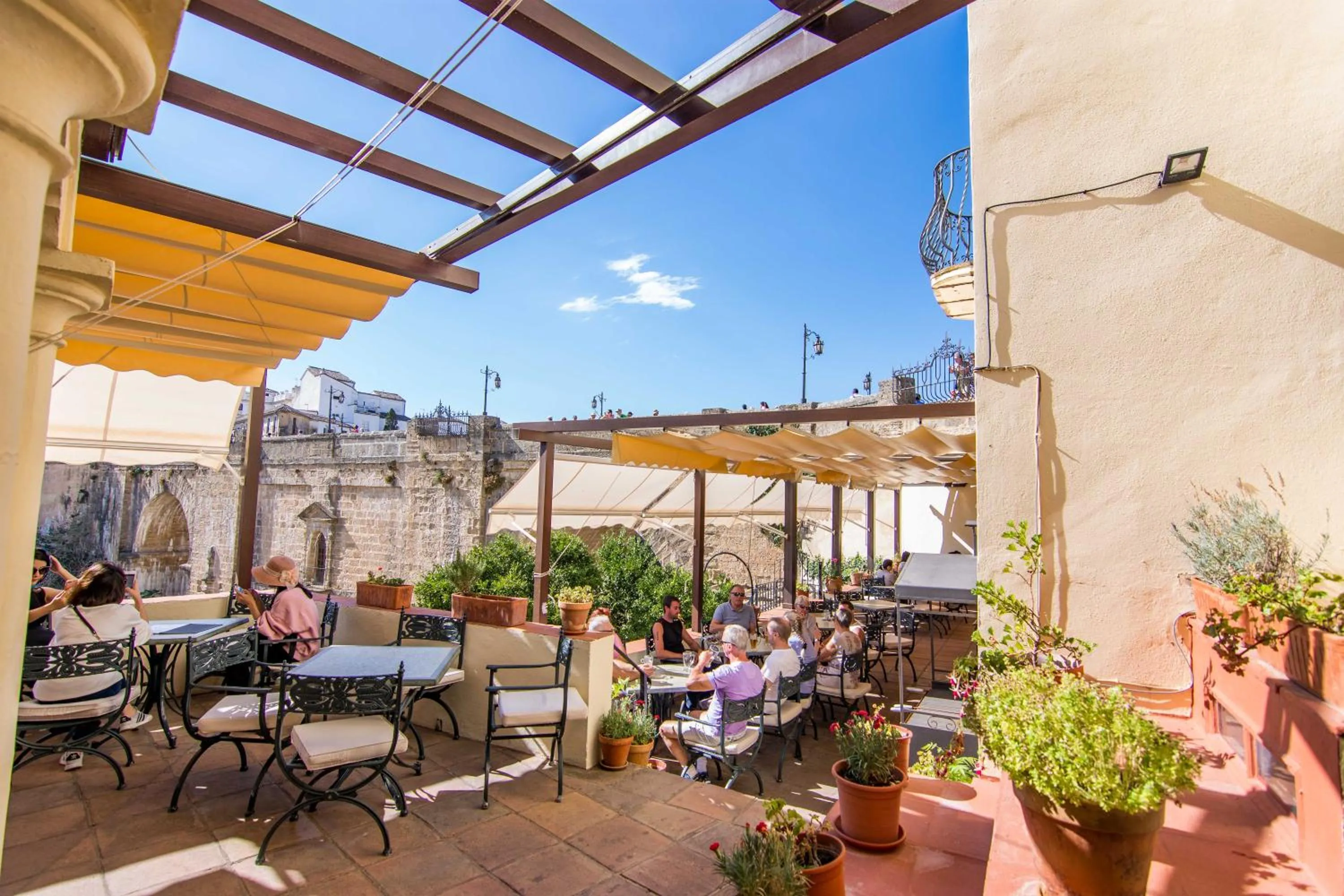 Patio in Hotel Don Miguel