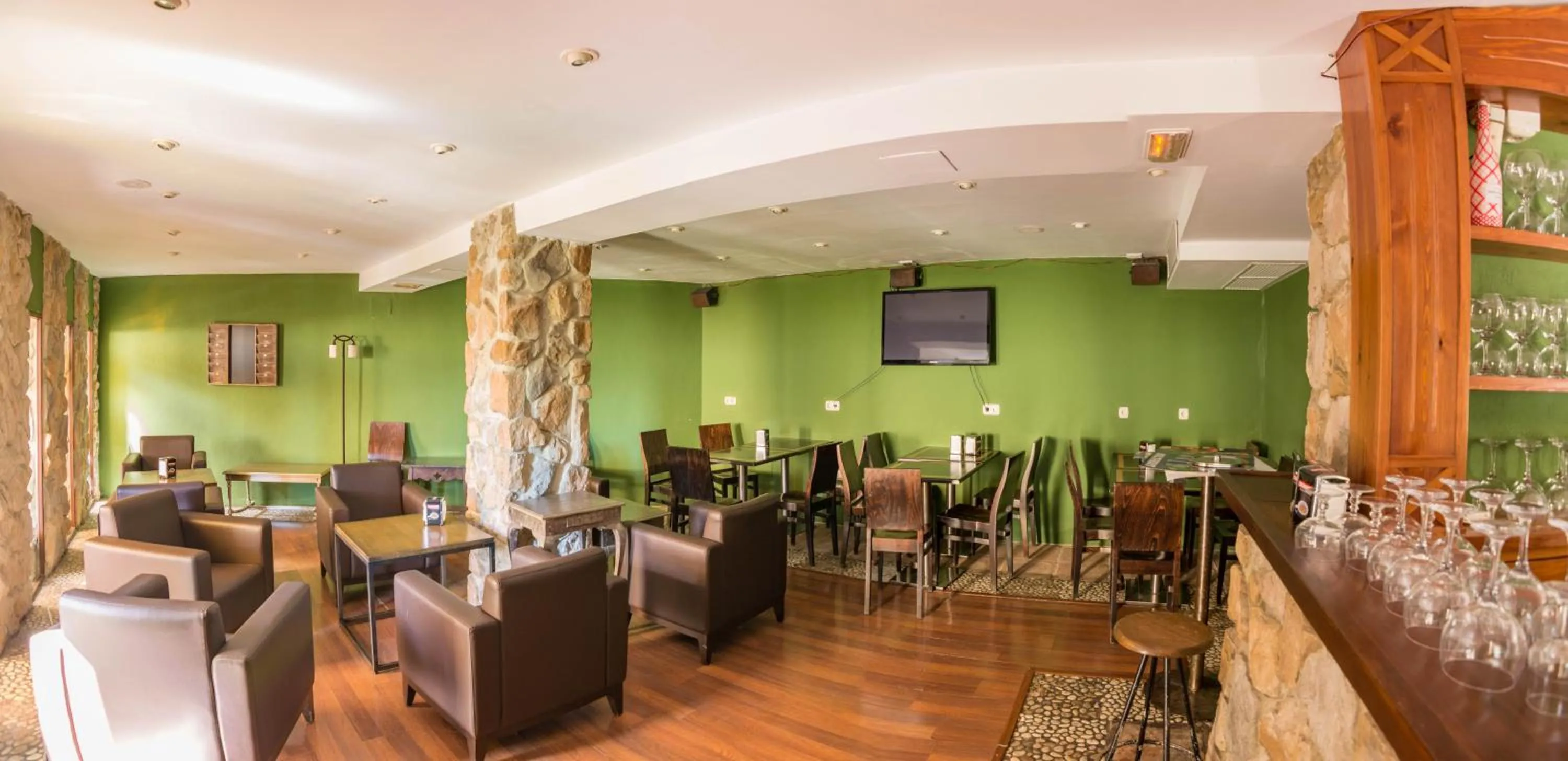 Nightclub / DJ in Hotel Don Miguel