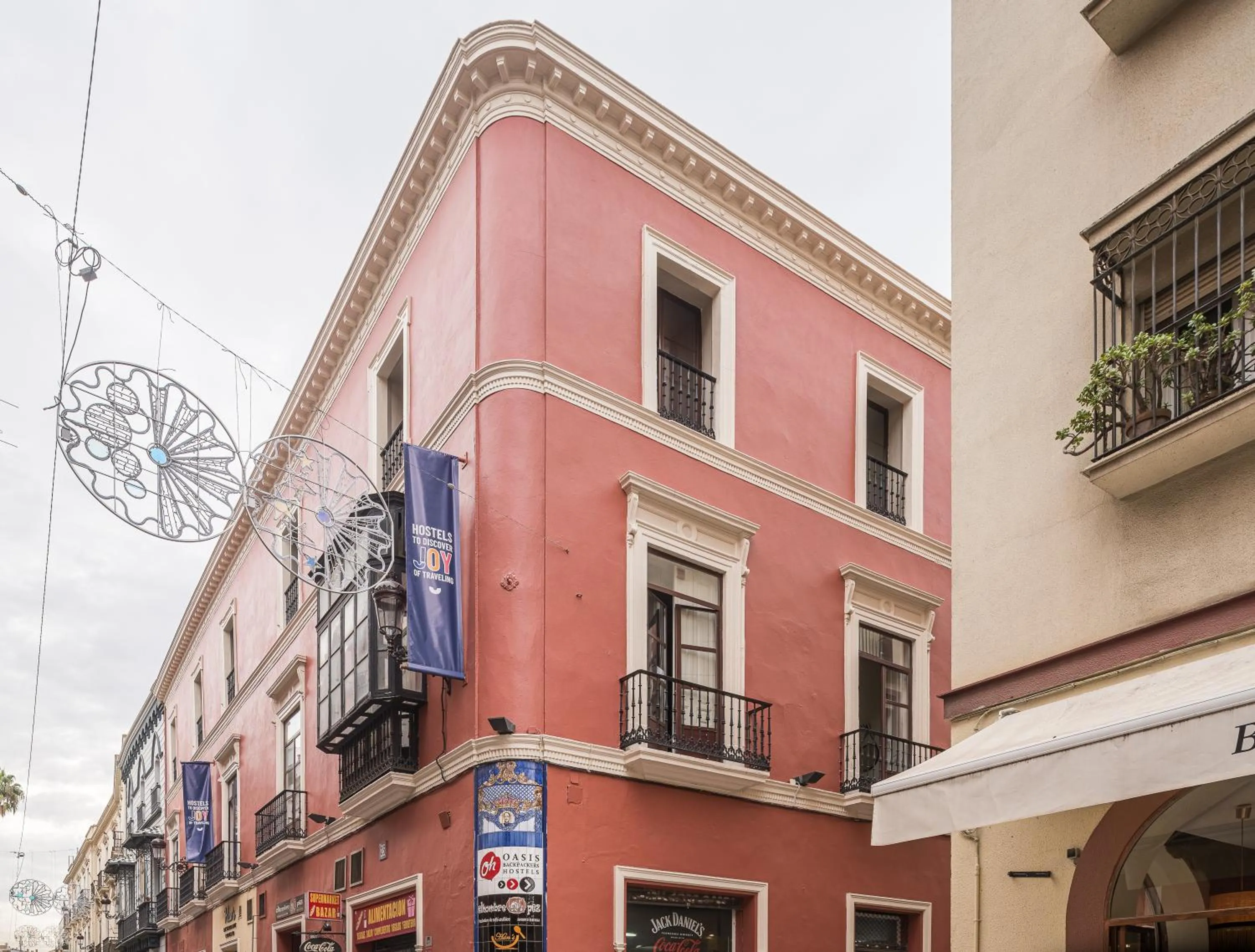 Property building in JOY Plaza de Armas