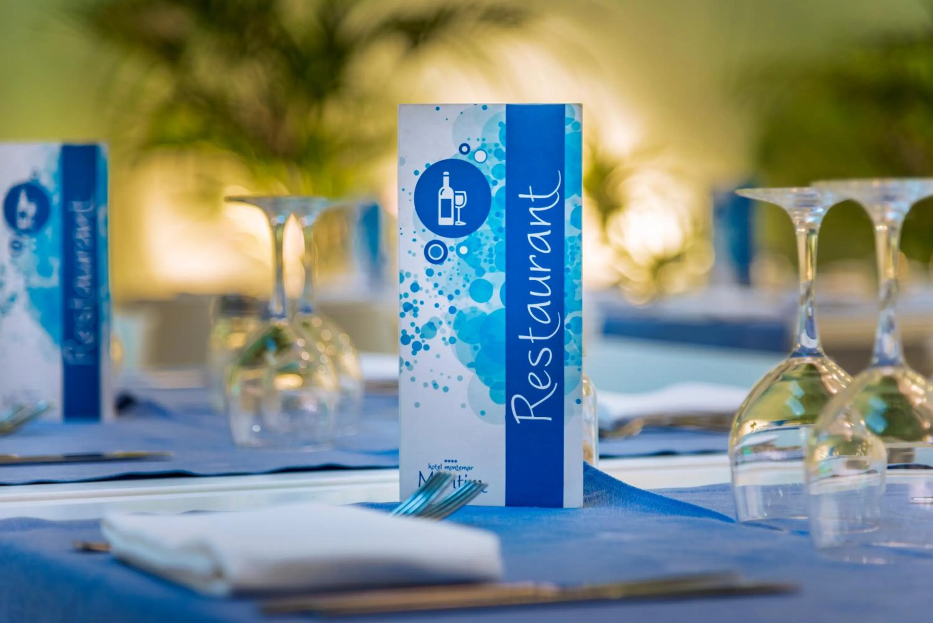 Restaurant/places to eat in Hotel Montemar Maritim