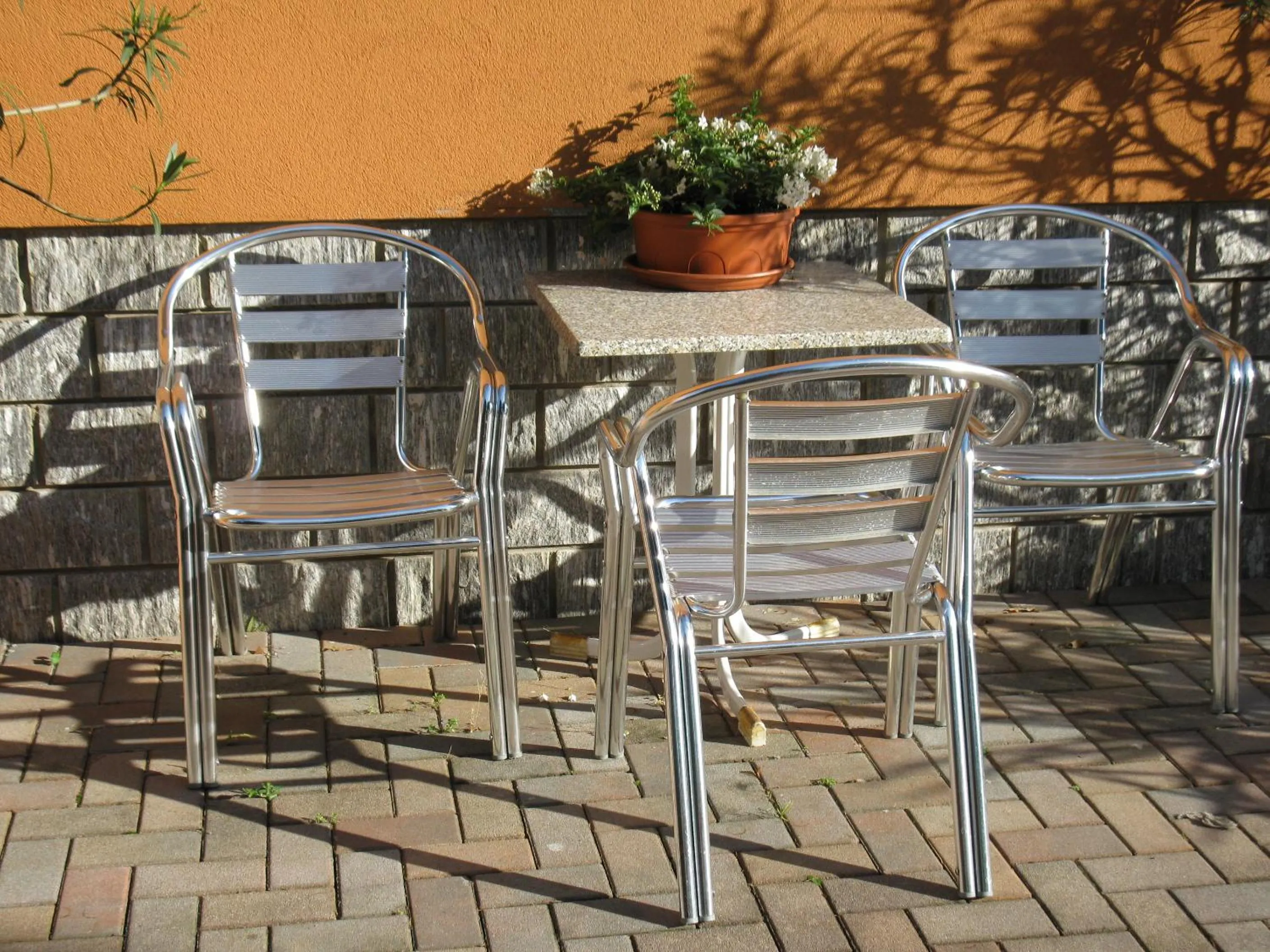 Area and facilities in La Collina