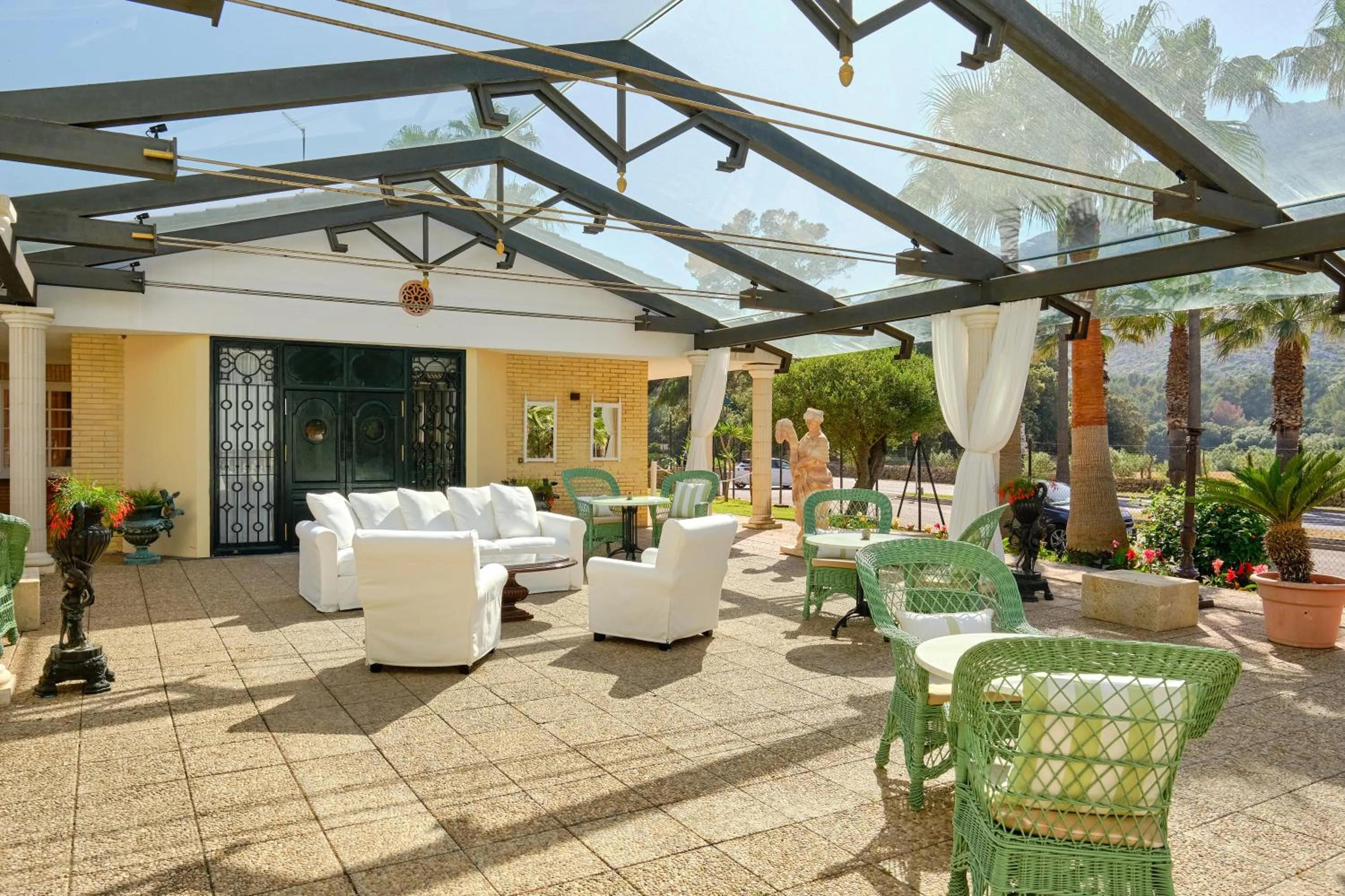 Patio in La Moraleja The Quiet Hotel - Adults Only