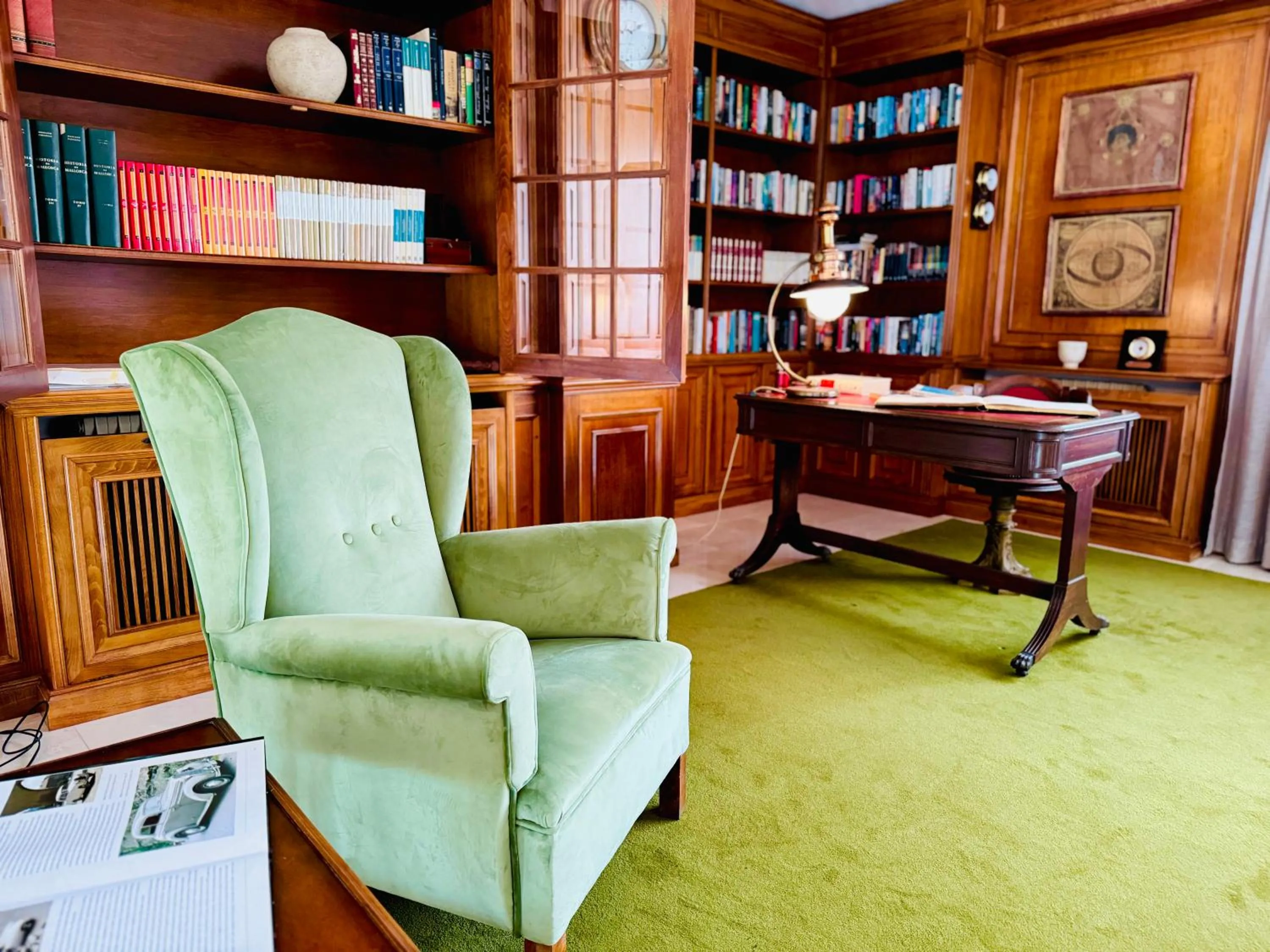 Library in La Moraleja The Quiet Hotel - Adults Only