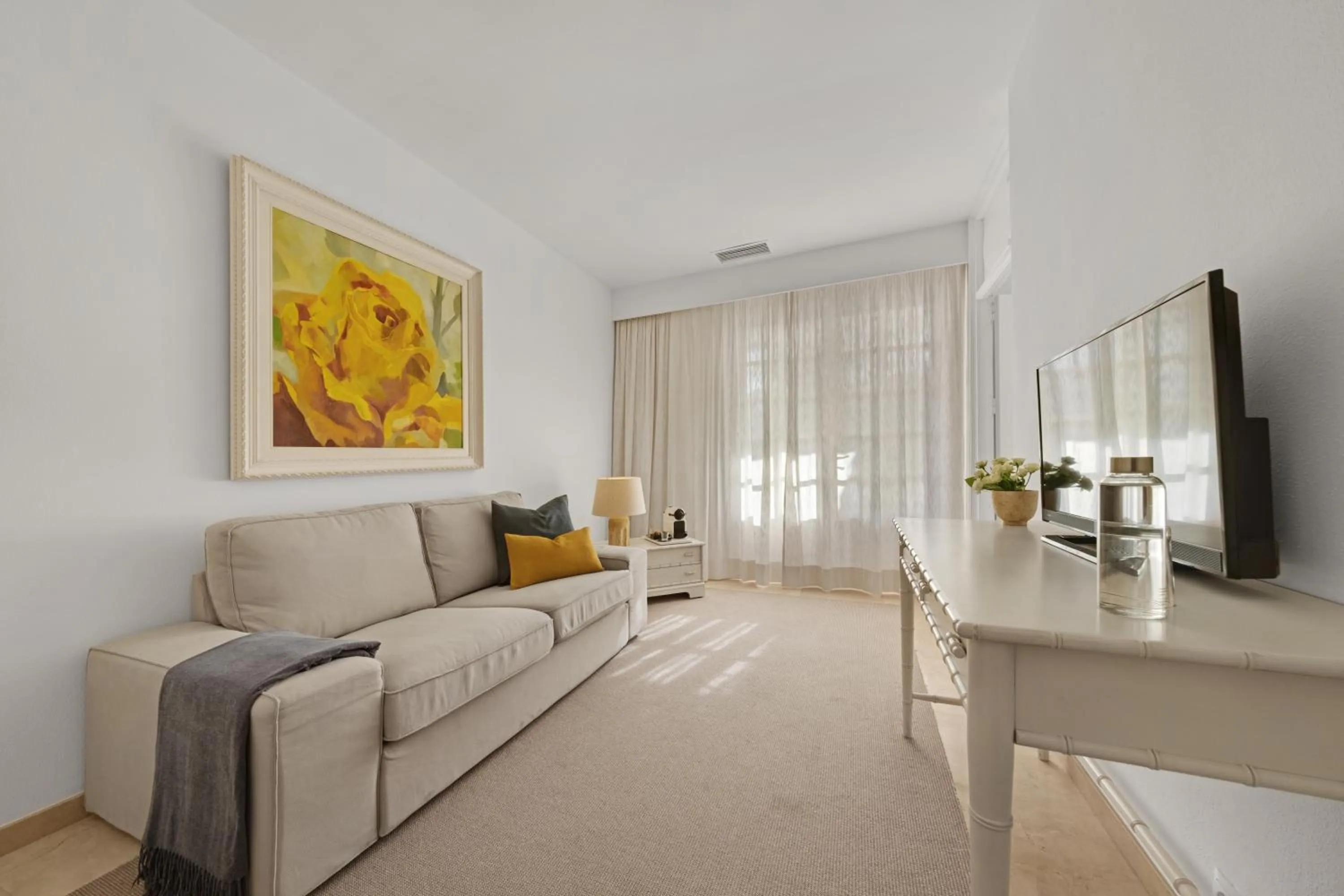 TV and multimedia in La Moraleja The Quiet Hotel - Adults Only