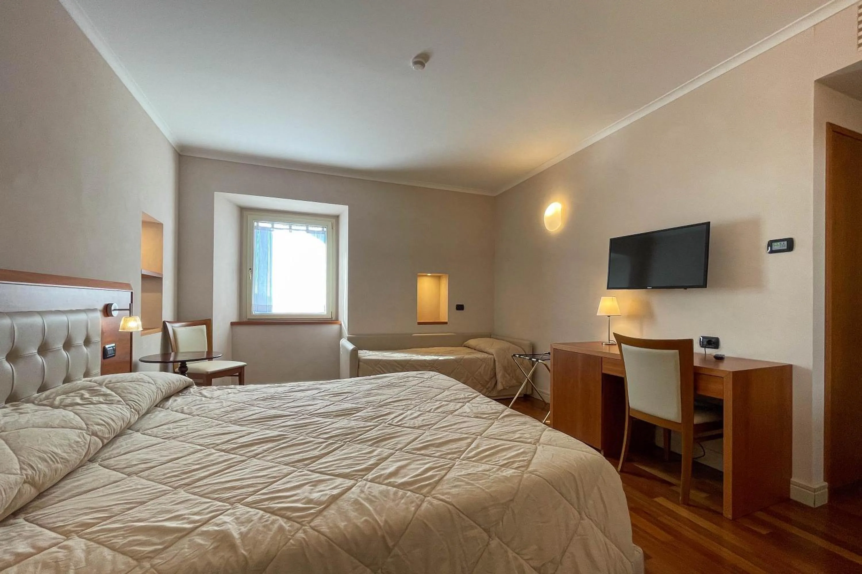 Bedroom, Bed in Hotel Rosa